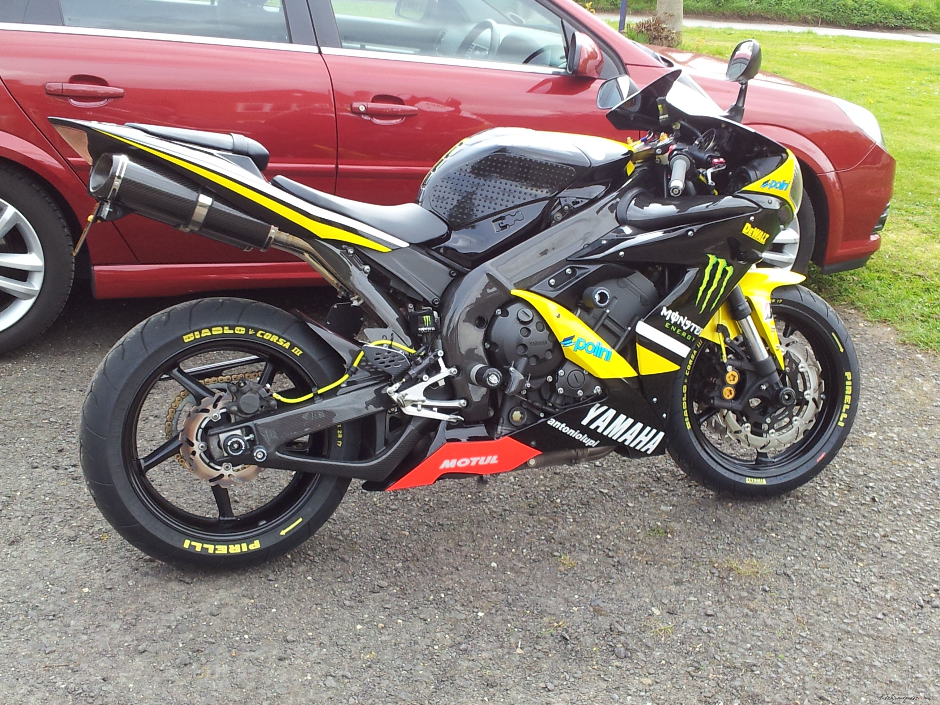 2004 YAMAHA YZF R1 | Picture 2422469 motorcycle photo