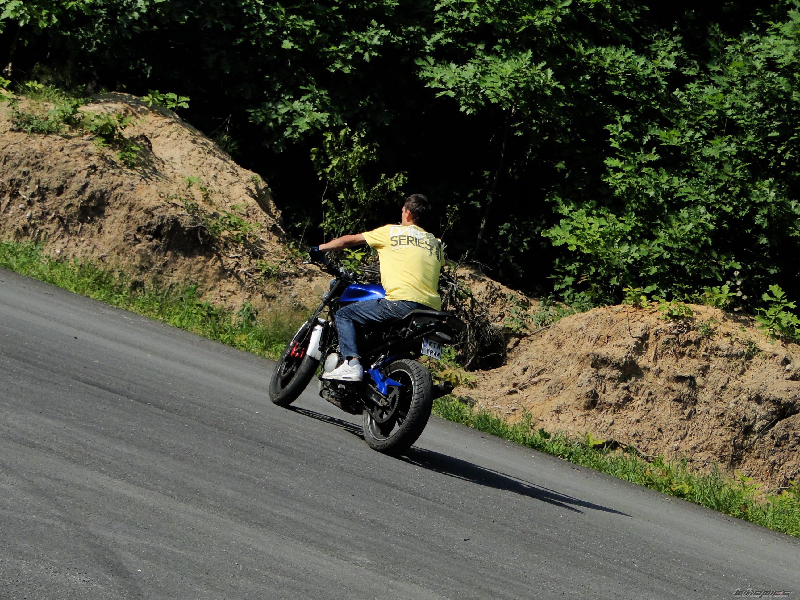    | Picture 2423048 motorcycle photo