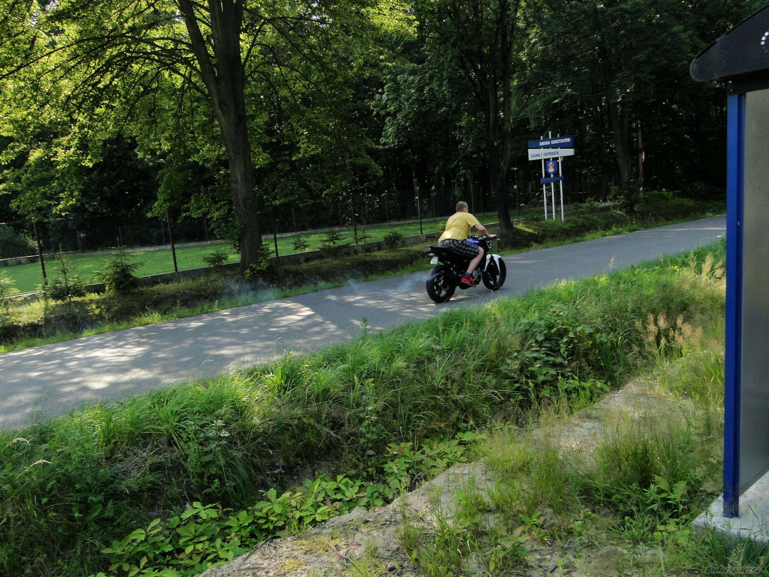    | Picture 2423054 motorcycle photo