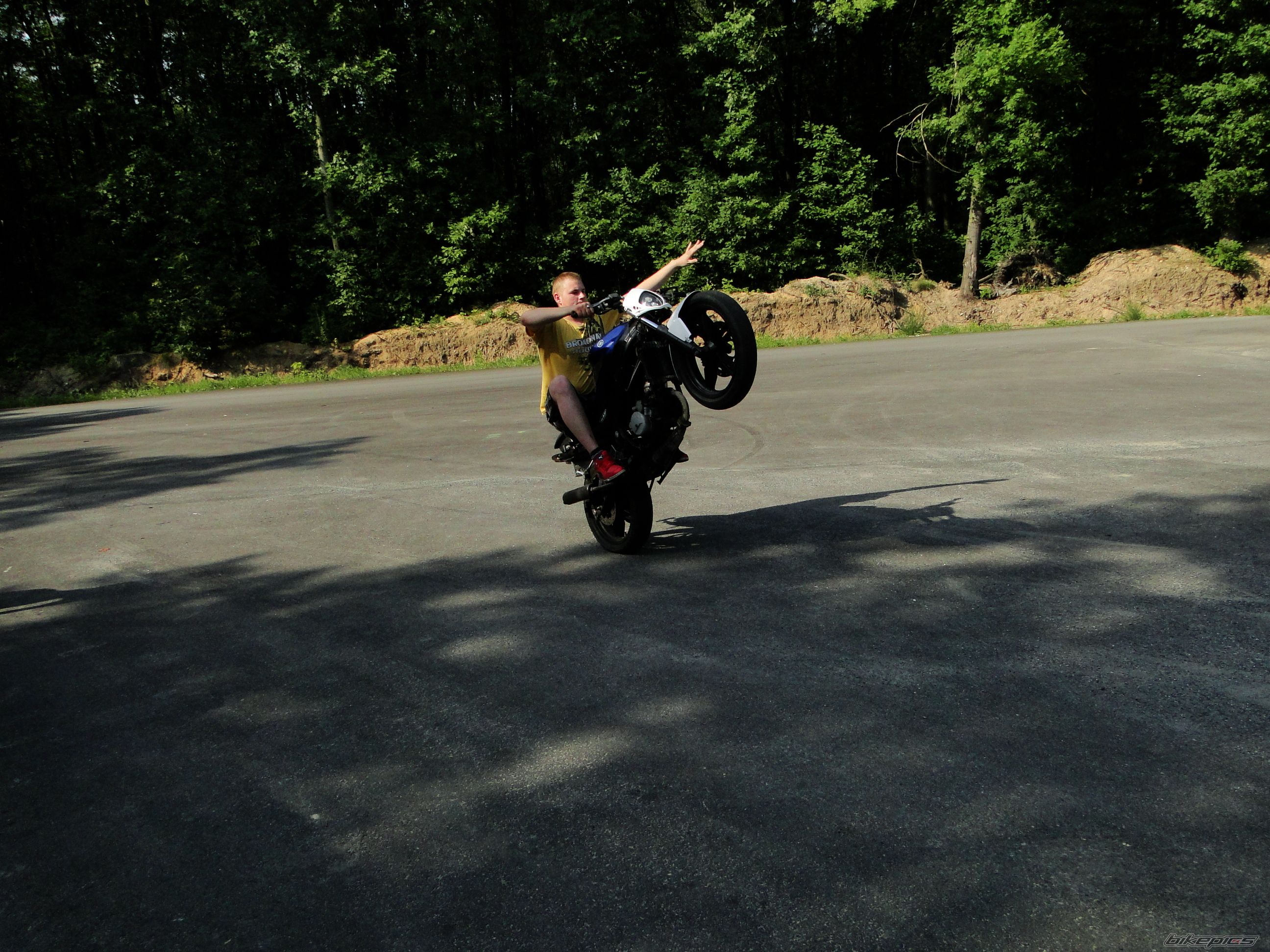    | Picture 2423055 motorcycle photo
