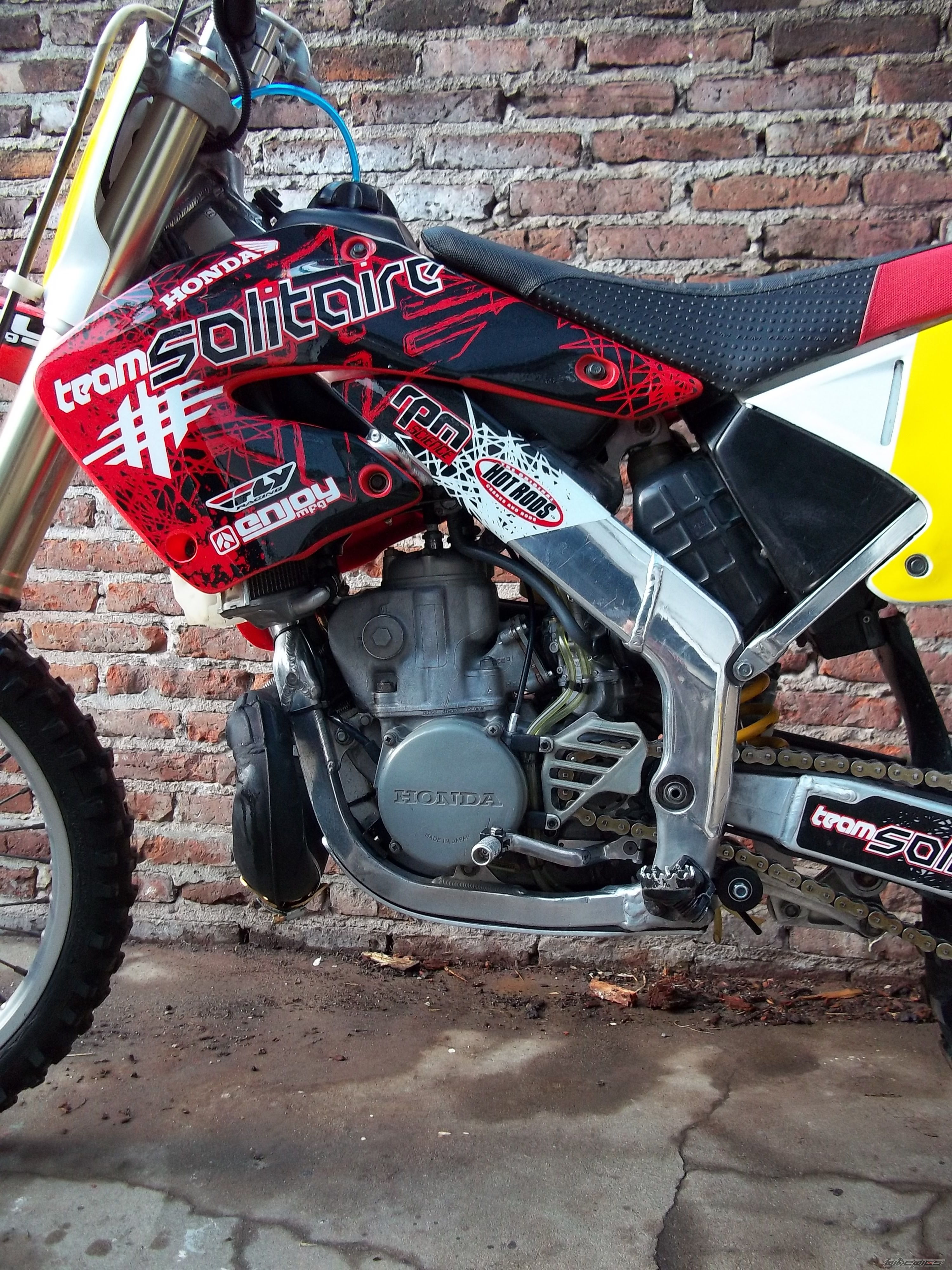 2001 HONDA CR 250 | Picture 2424106 motorcycle photo