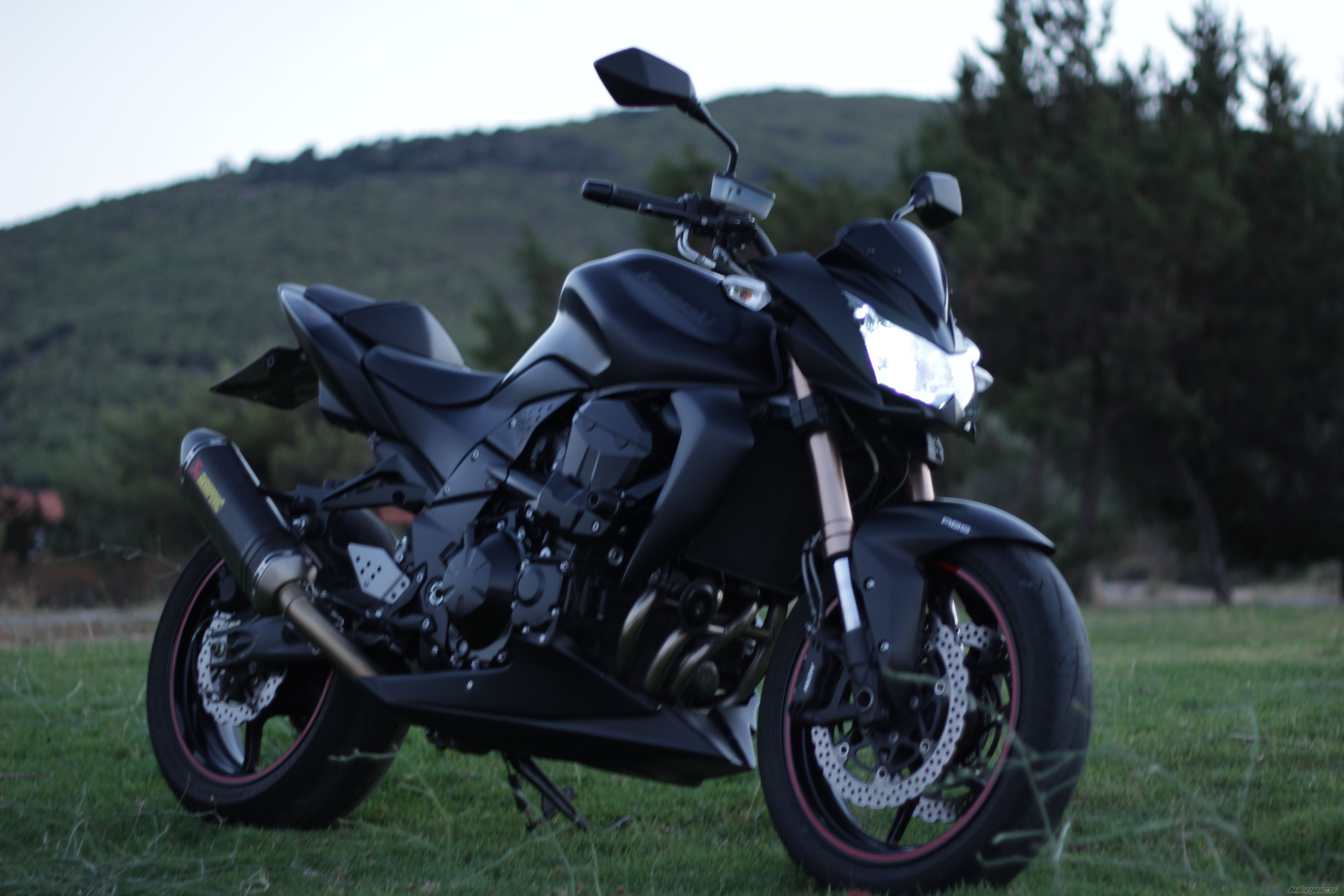 2011 KAWASAKI Z 750 R | Picture 2425221 motorcycle photo