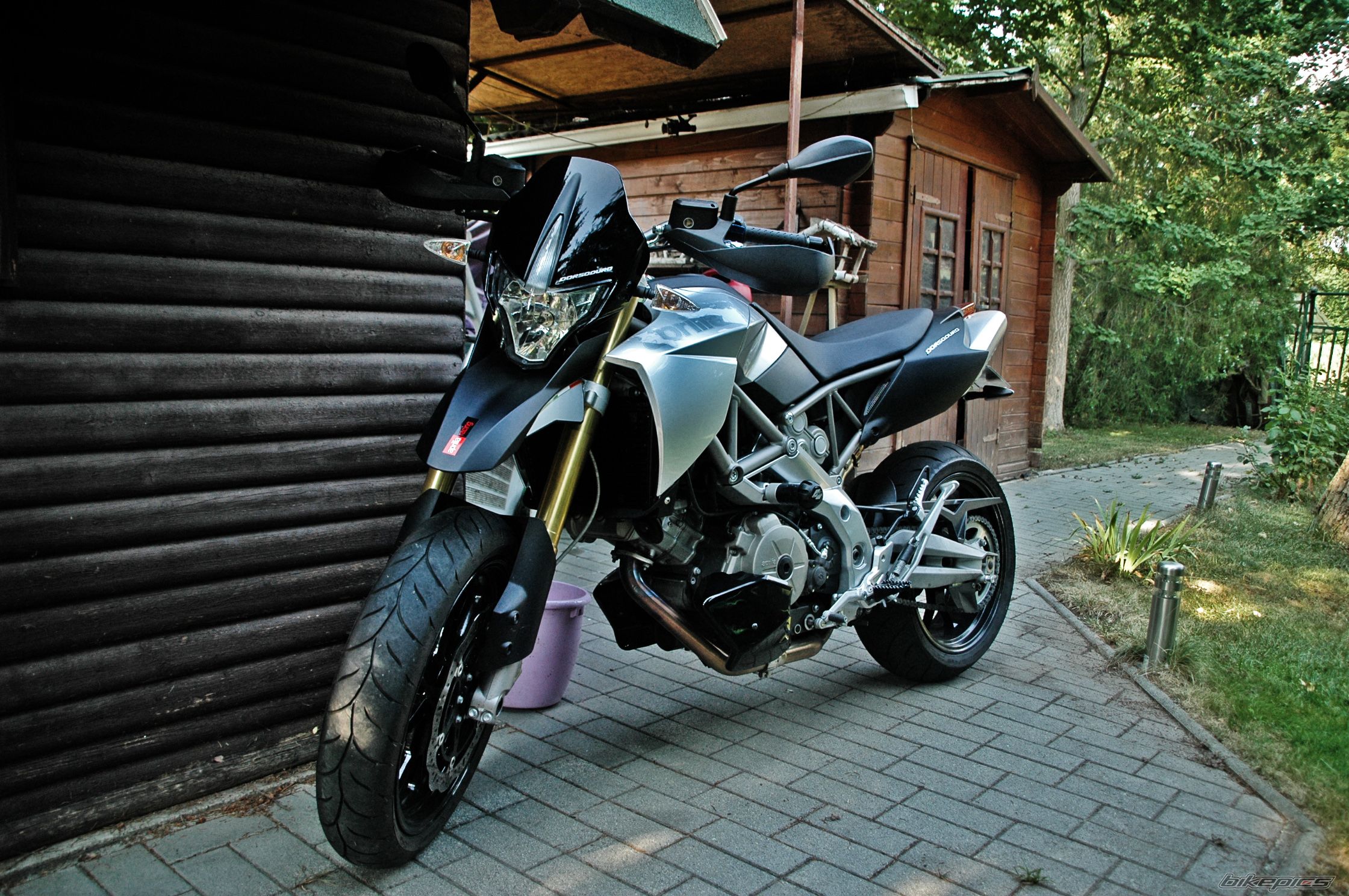 2012 APRILIA DORSODURO | Picture 2425399 motorcycle photo