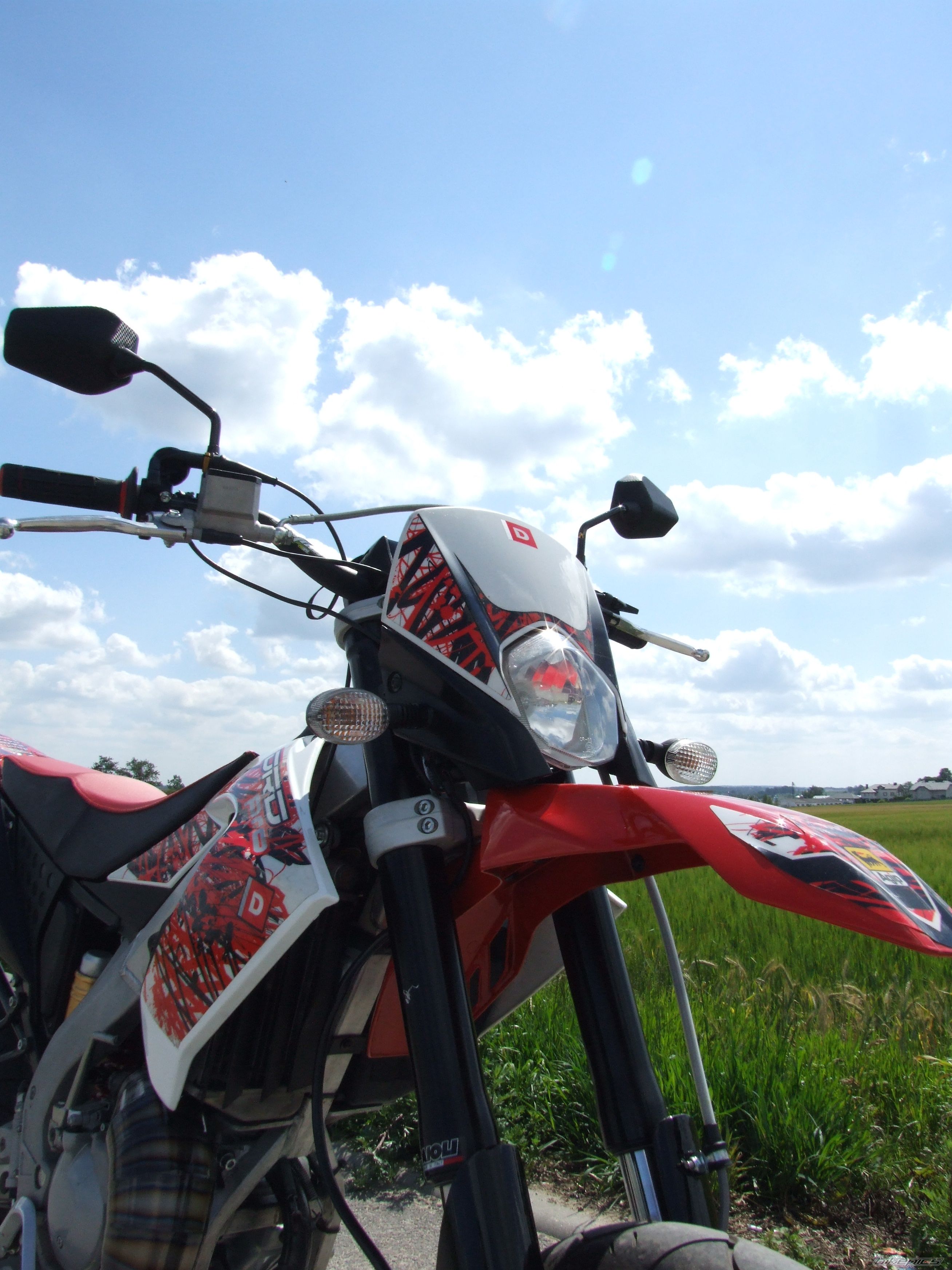 2010 DERBI SENDA DRD PRO SM 50 | Picture 2425429 motorcycle photo