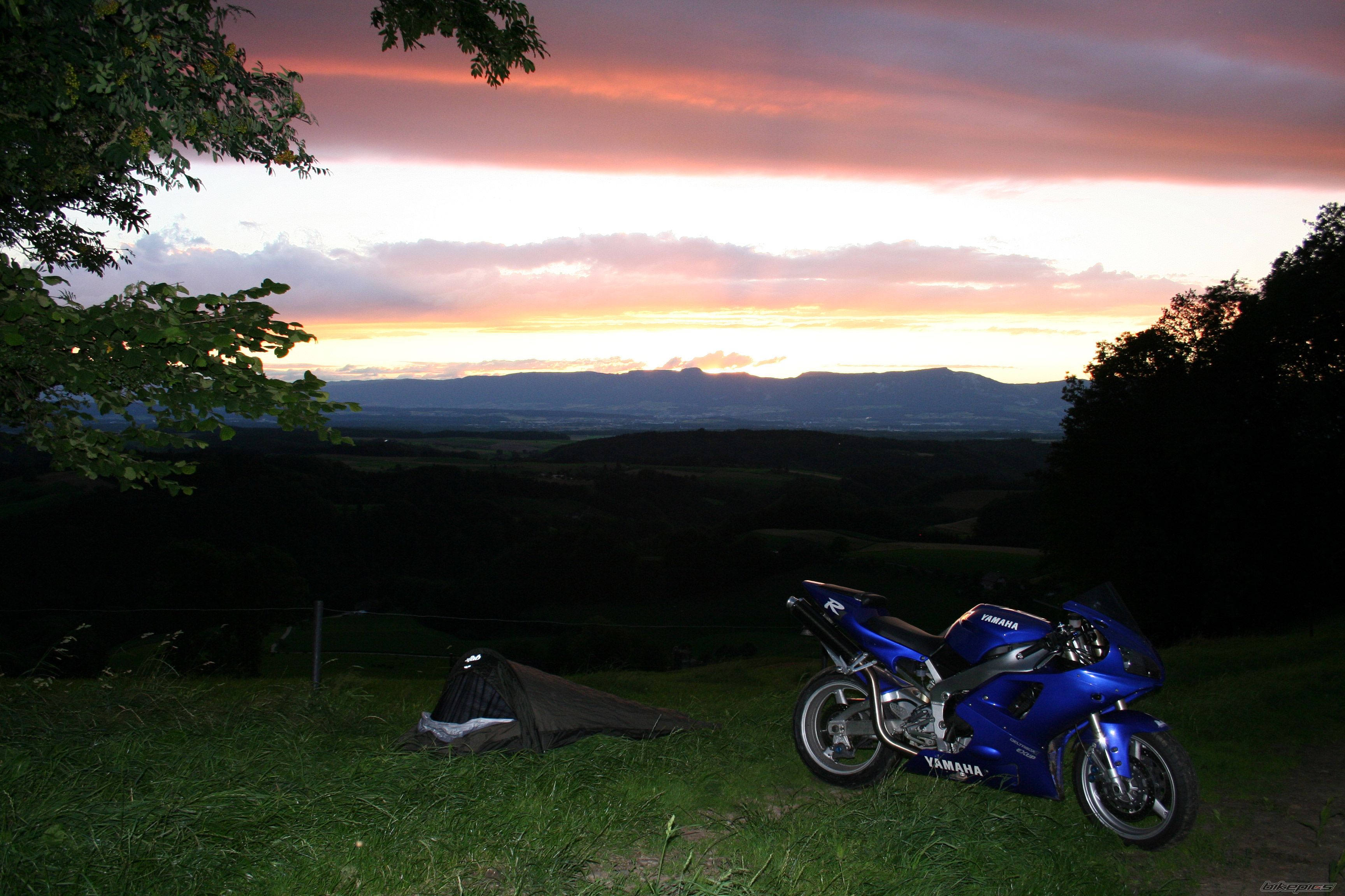 2000 YAMAHA YZF R1 | Picture 2425996 motorcycle photo