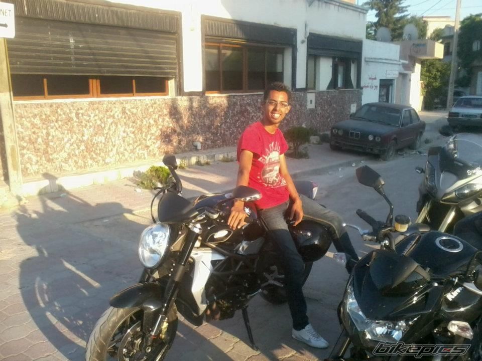 2010 MV AGUSTA BRUTALE S | Picture 2426114 motorcycle photo