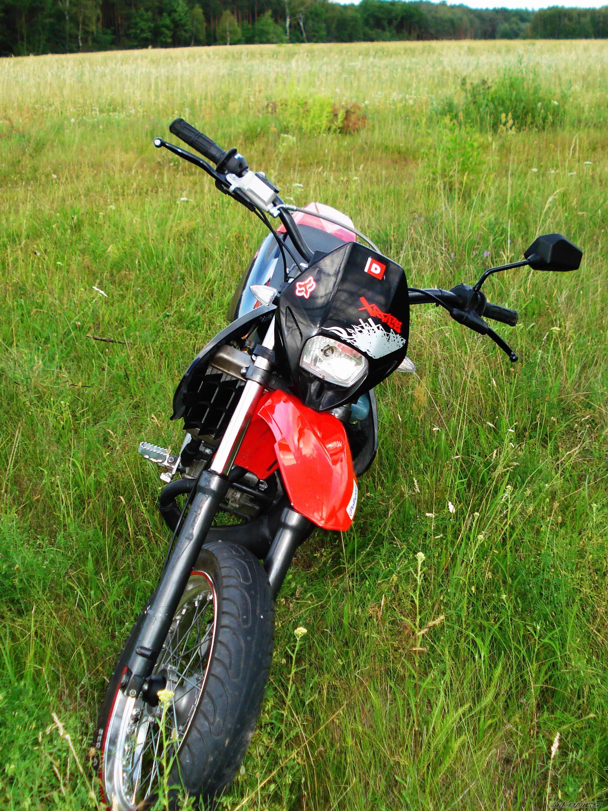 2011 DERBI SENDA XRACE SM 50 | Picture 2426402 motorcycle photo