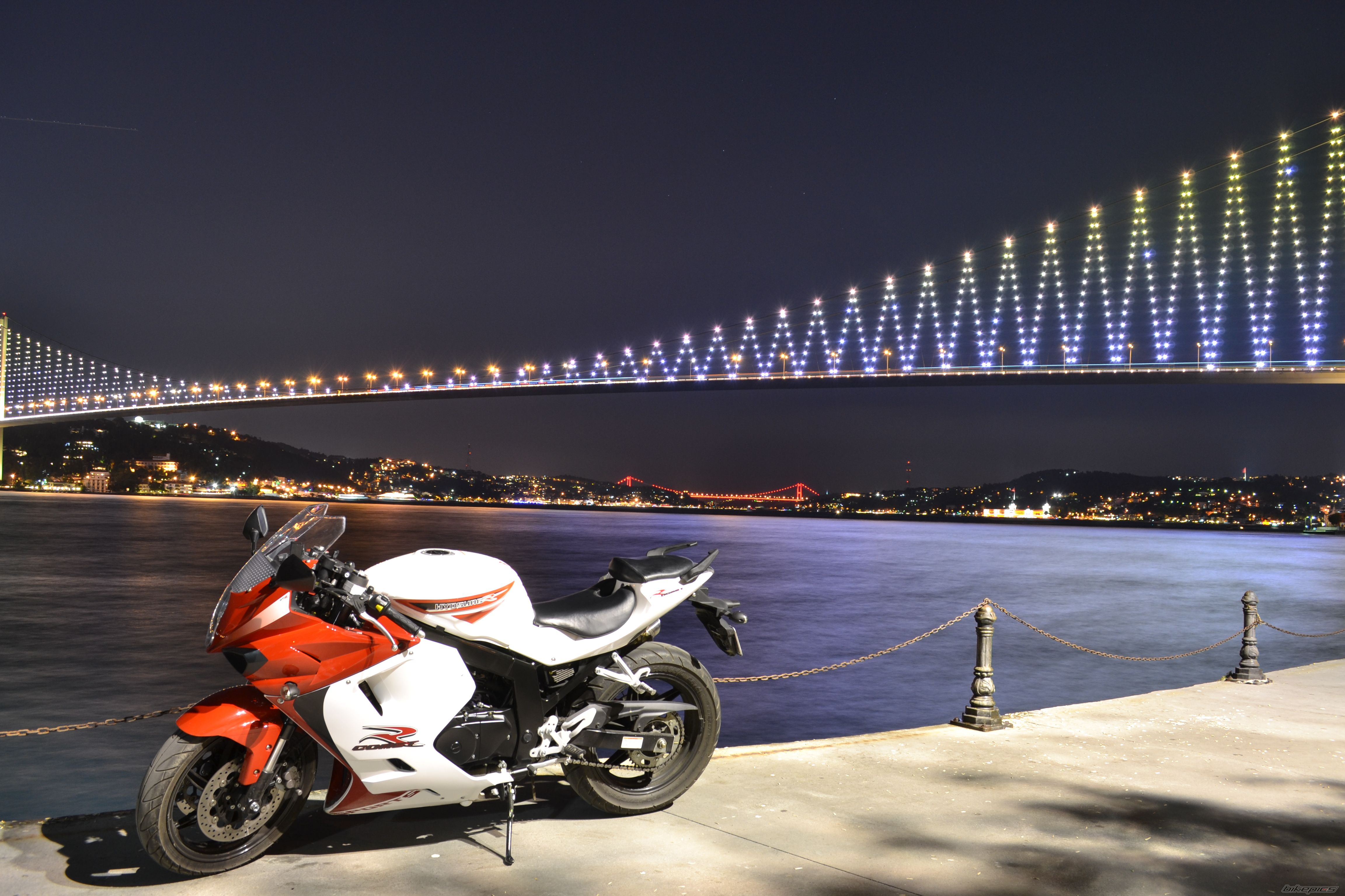 2012 HYOSUNG GT 250 R COMET | Picture 2427412 motorcycle photo