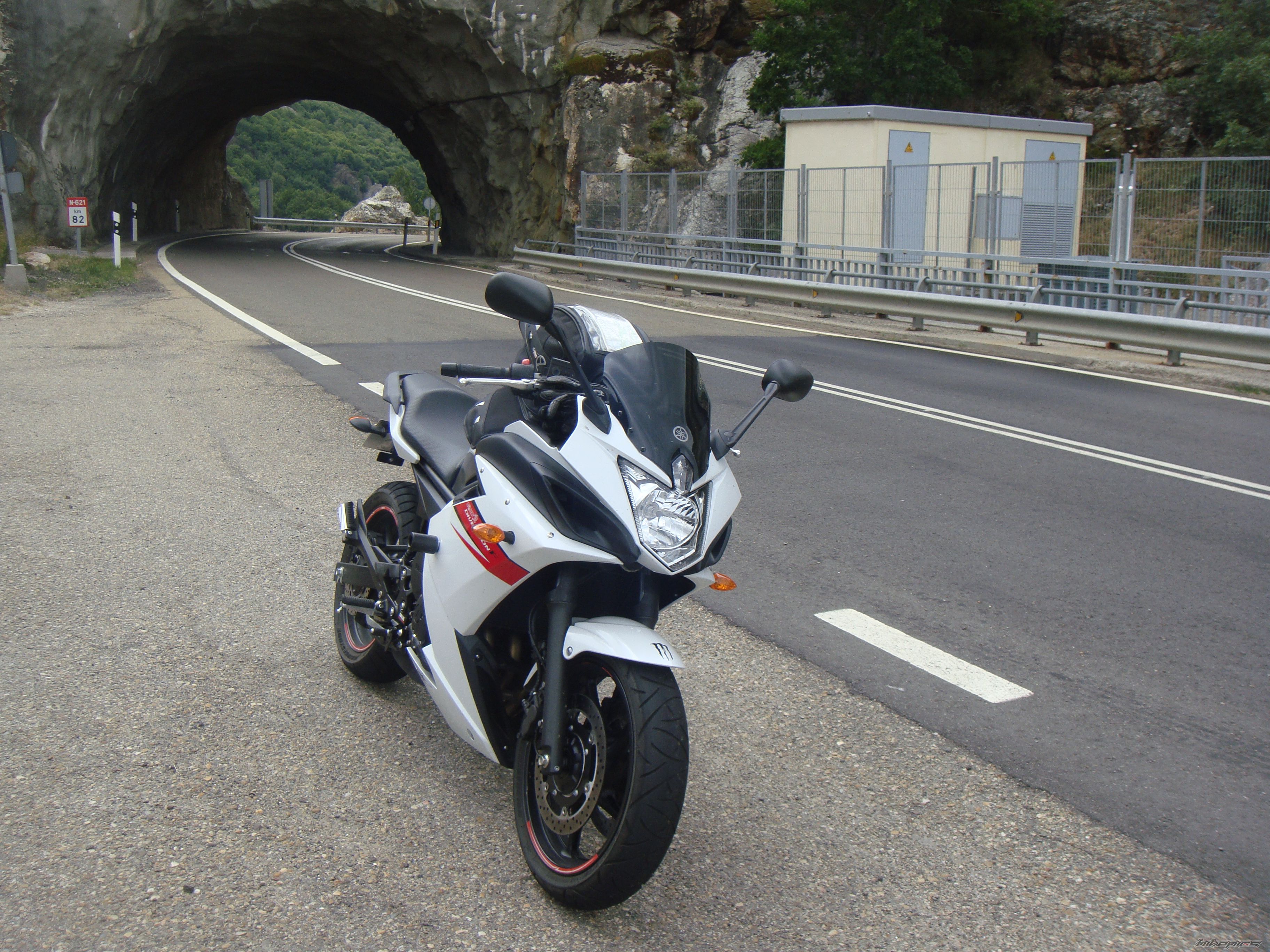 2012 YAMAHA XJ6 DIVERSION F | Picture 2431417 motorcycle photo