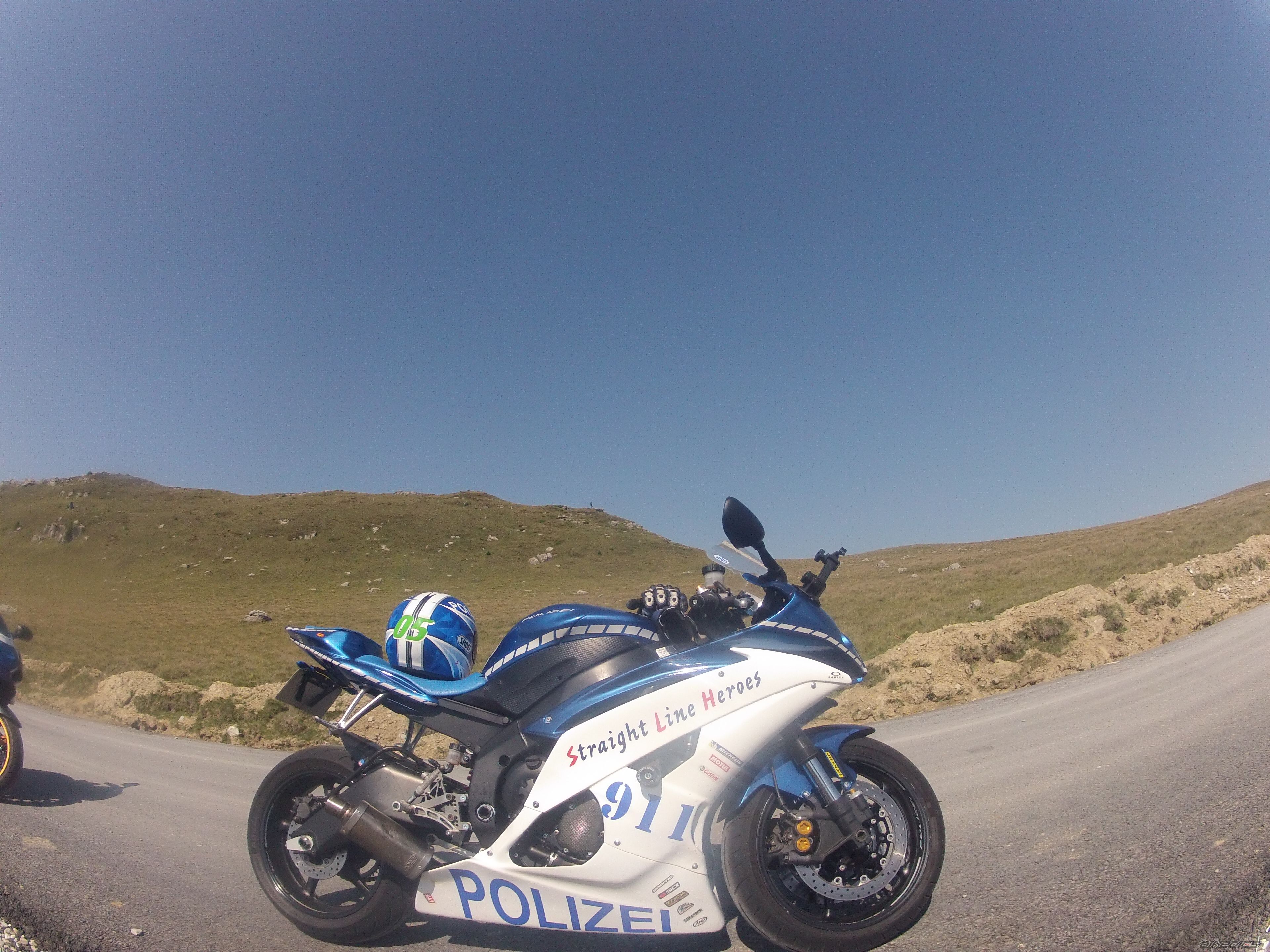 2006 YAMAHA R6 | Picture 2433690 motorcycle photo