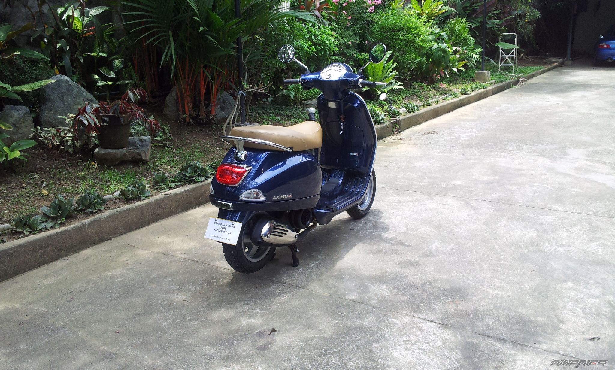 2012 VESPA LX 150IE | Picture 2434102 motorcycle photo