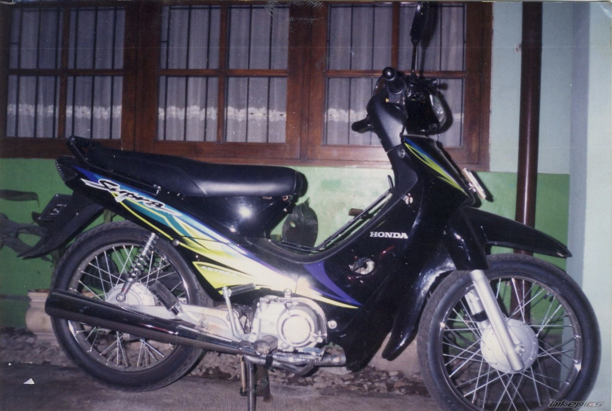    | Picture 2434949 motorcycle photo