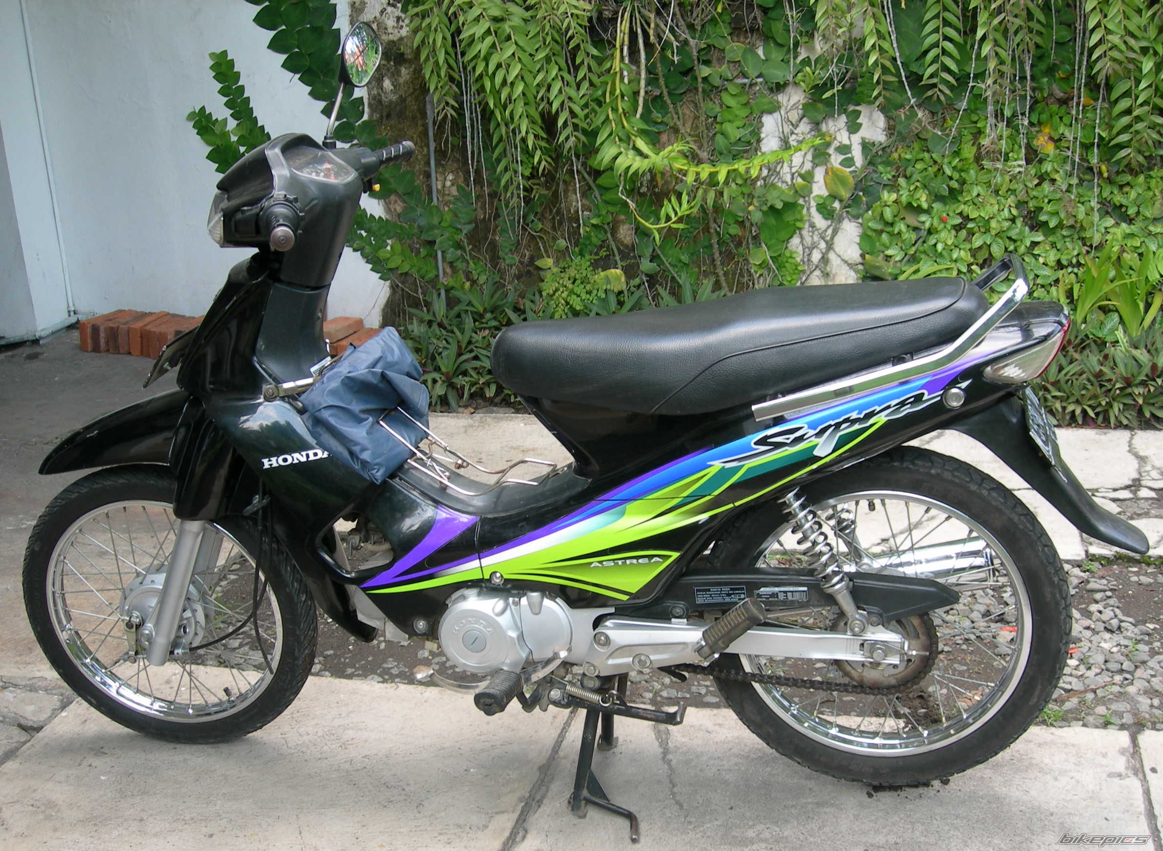    | Picture 2434954 motorcycle photo