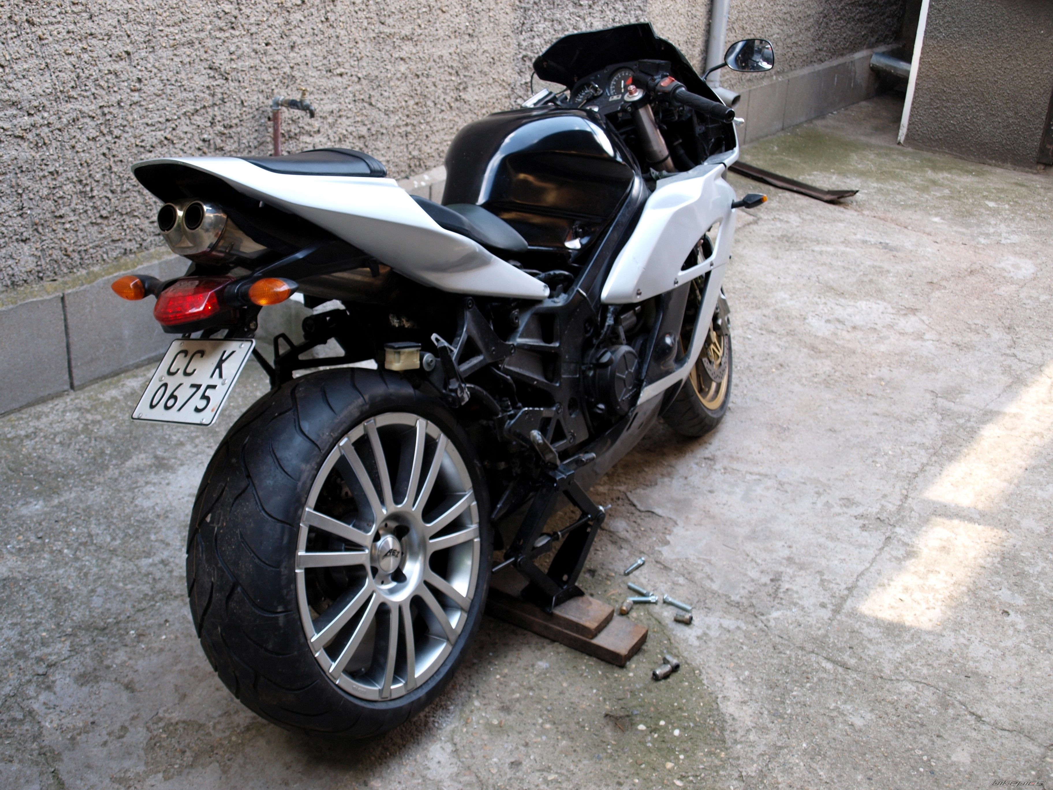 1991 HONDA VFR 750 | Picture 2436407 motorcycle photo