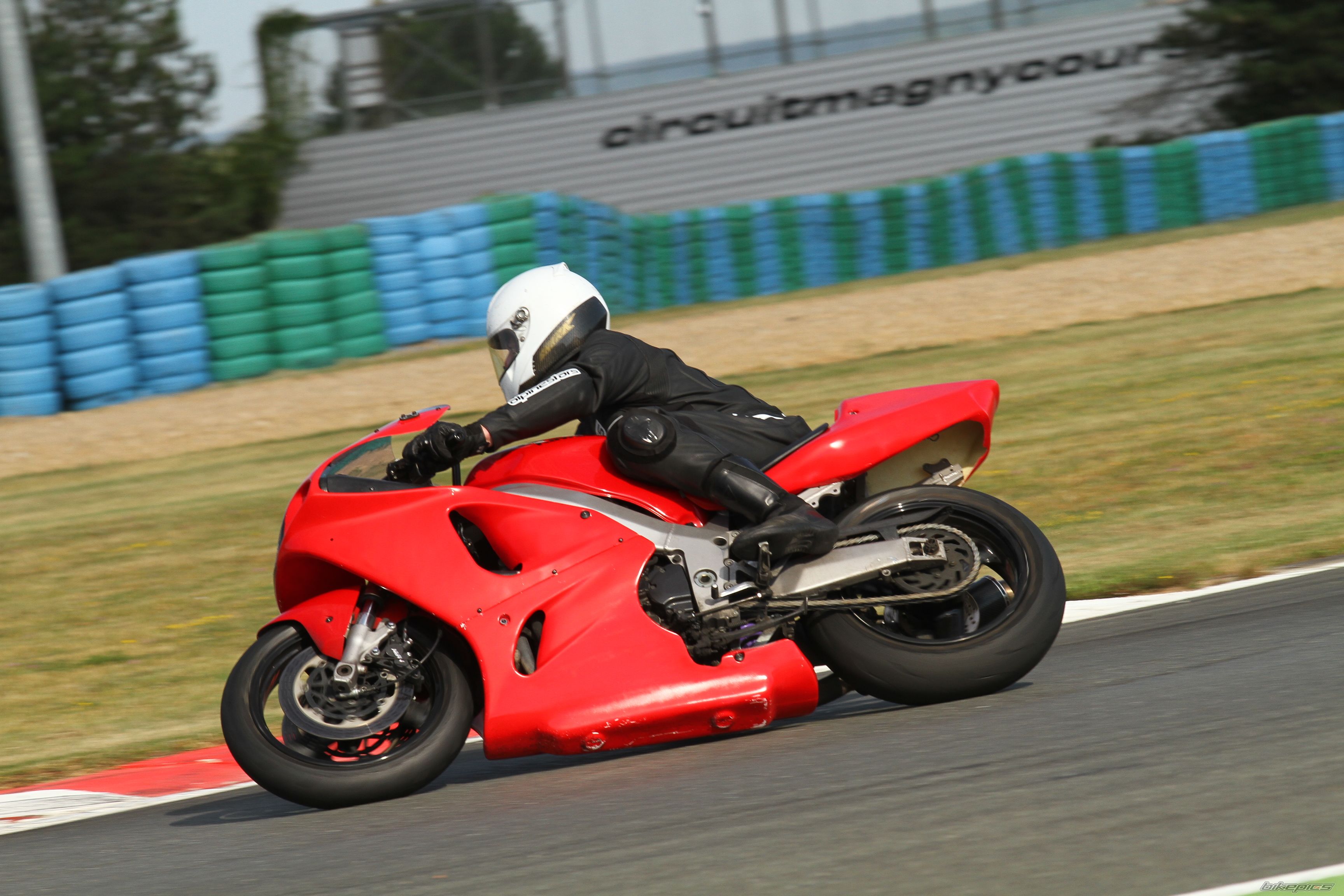 1998 KAWASAKI ZX 7R | Picture 2436736 motorcycle photo