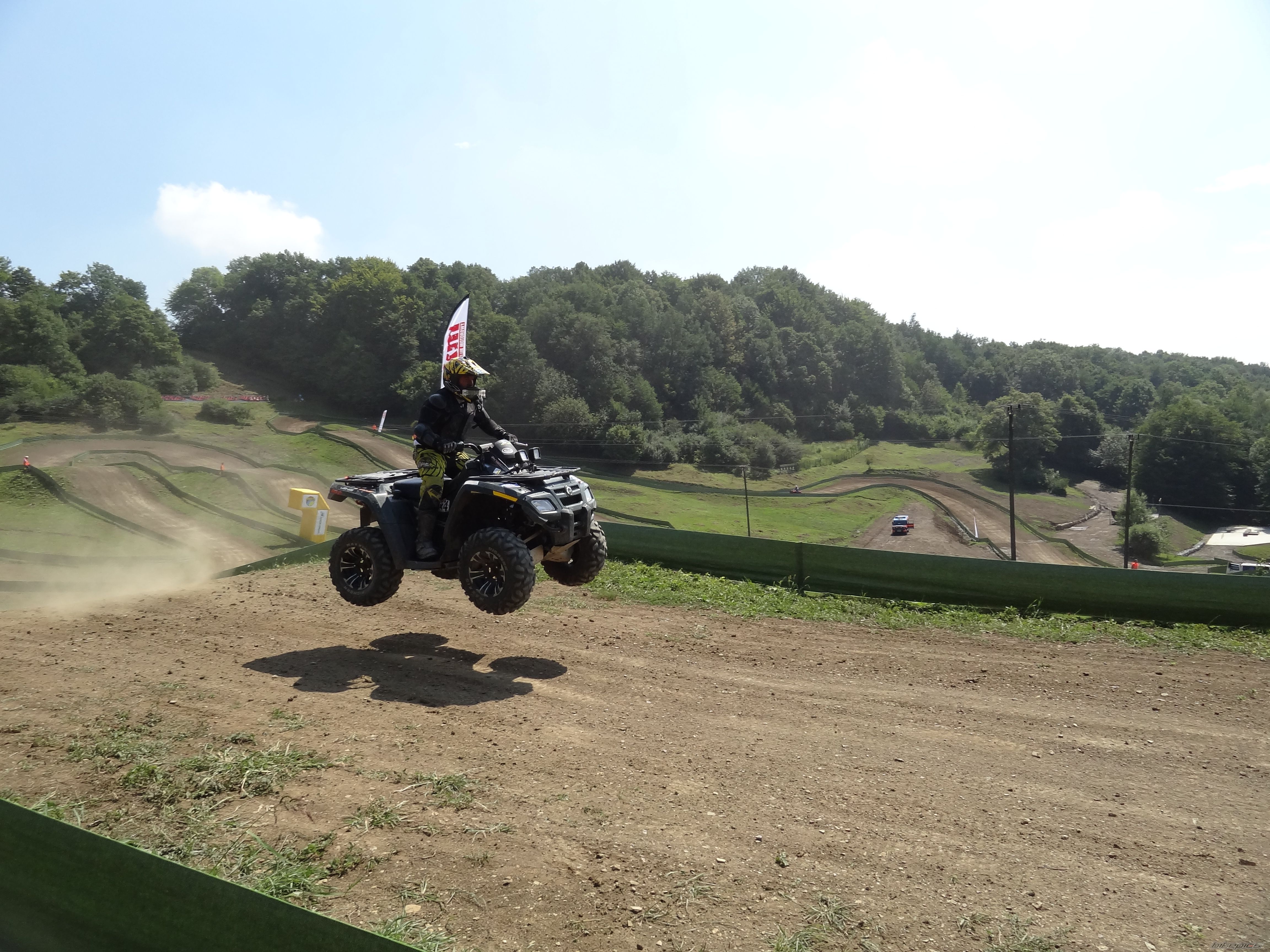 2011 BOMBARDIER OUTLANDER 800 XT | Picture 2437982 motorcycle photo