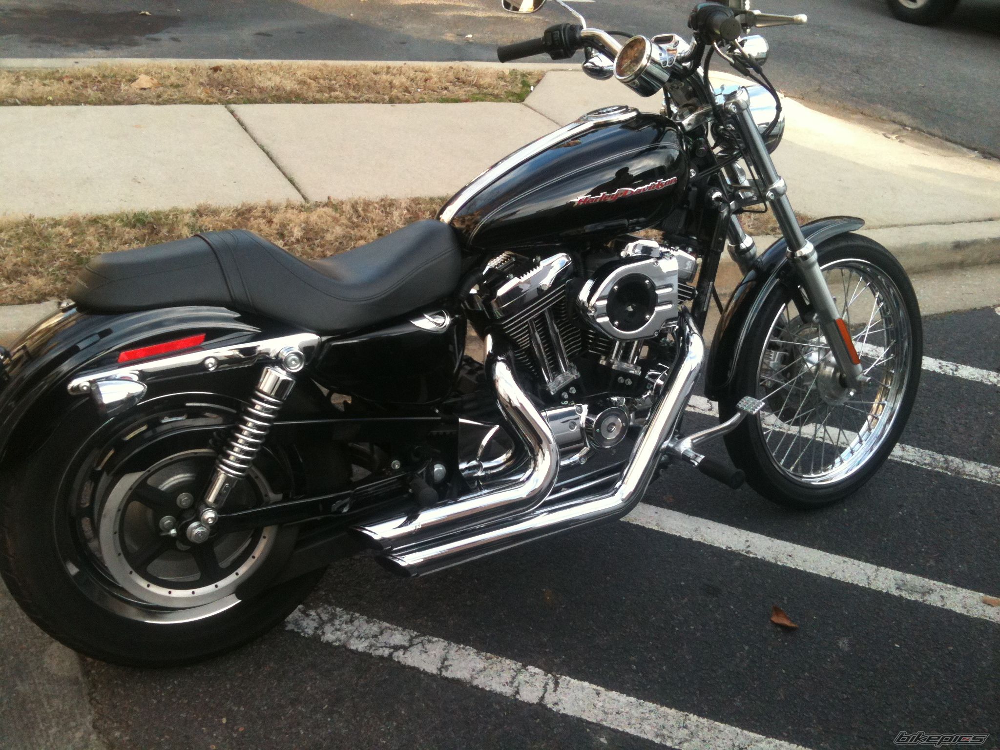 2005 HARLEY DAVIDSON XL 1200 C | Picture 2438210 motorcycle photo