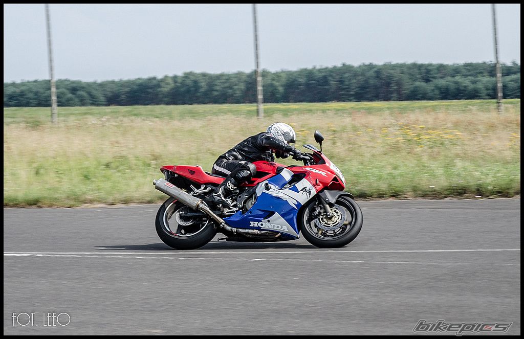 2001 HONDA CBR 600 FS | Picture 2438848 motorcycle photo