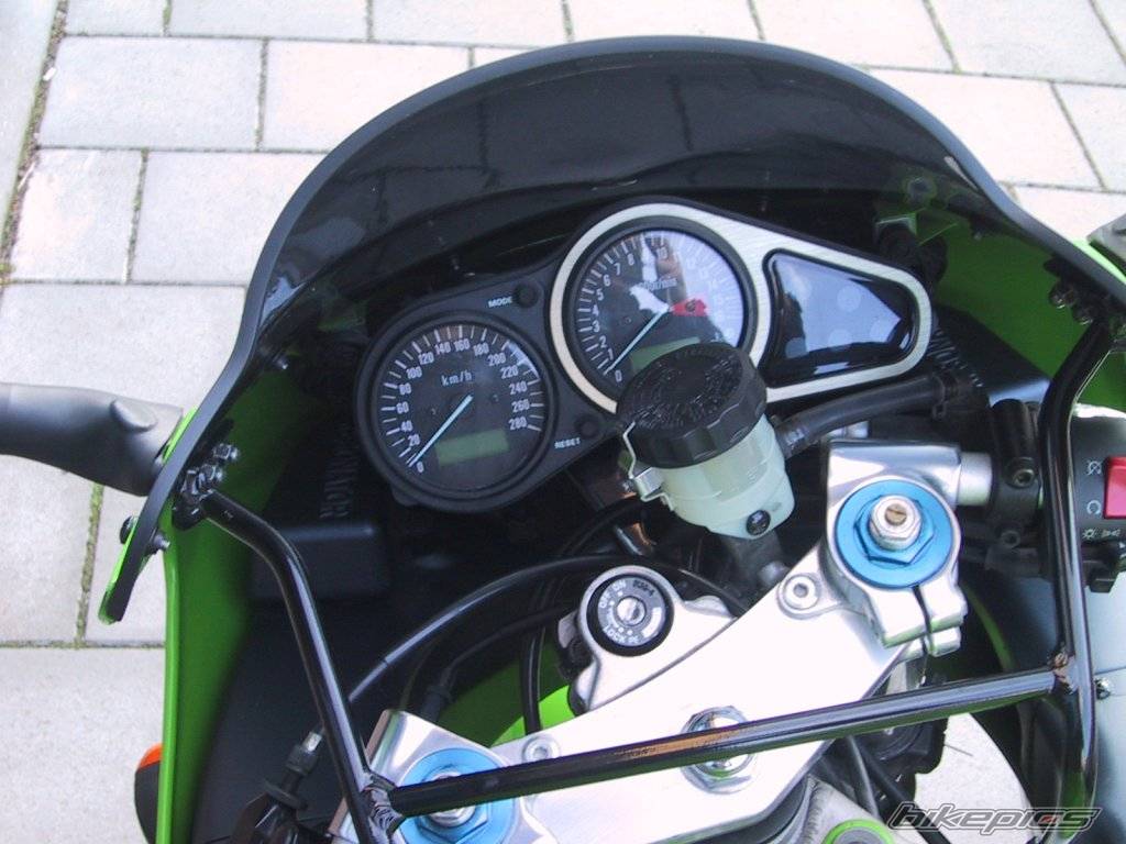1998 KAWASAKI ZX 6R | Picture 24389 motorcycle photo