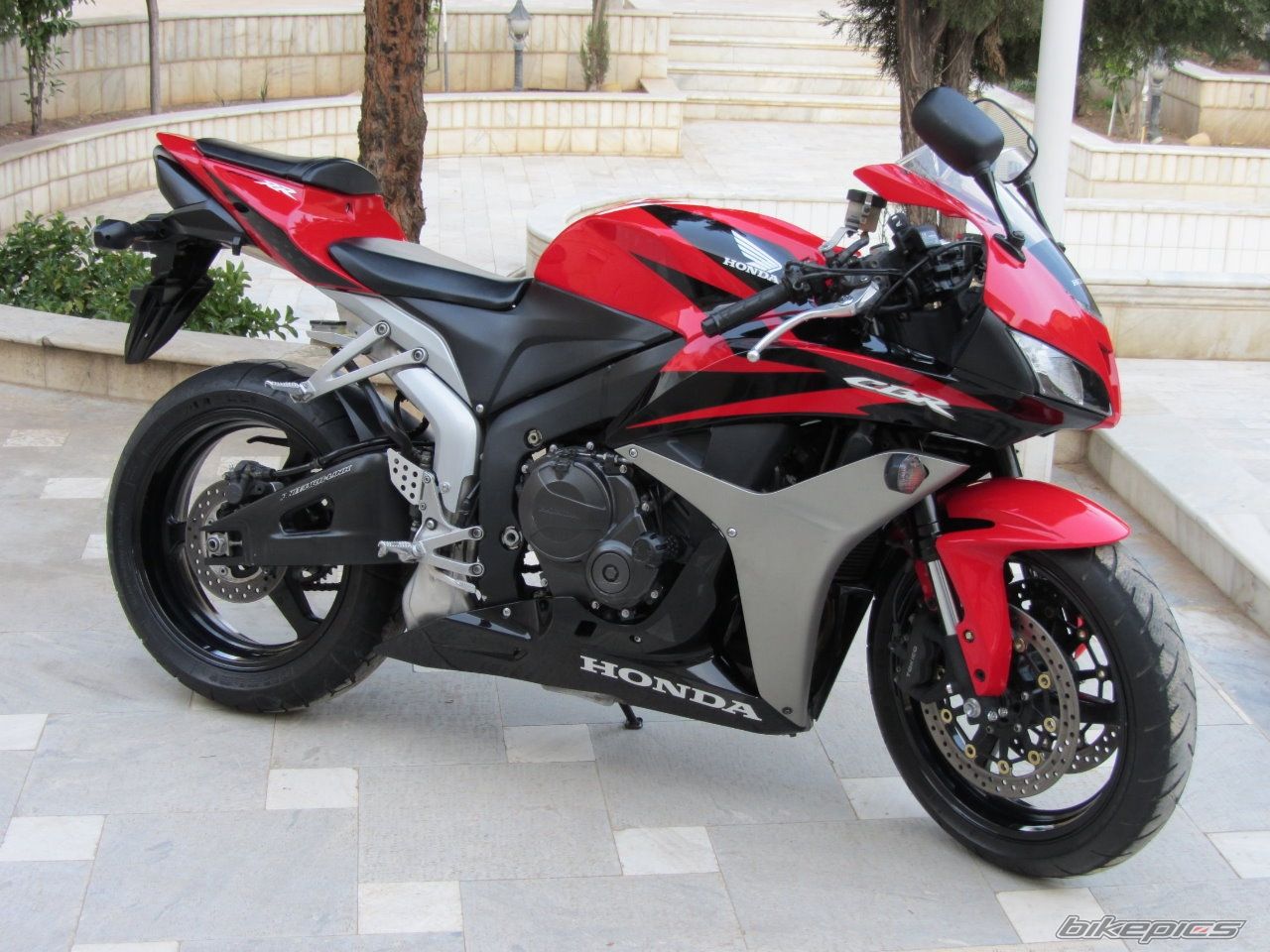 2007 HONDA CBR 600 RR | Picture 2439615 motorcycle photo