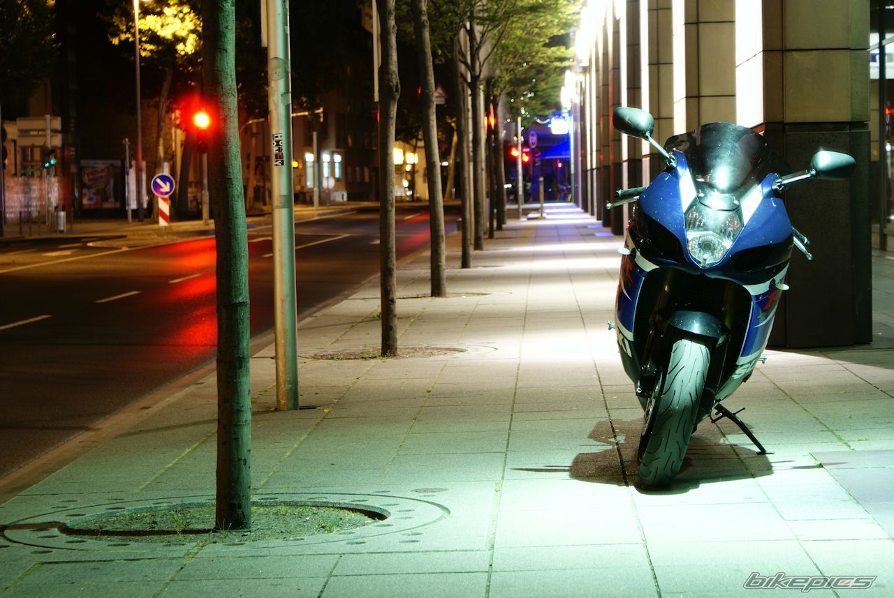 2003 SUZUKI GSX R 1000 | Picture 2442385 motorcycle photo
