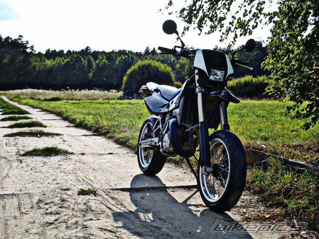 2004 HUSQVARNA SM 125 S | Picture 2443356 motorcycle photo