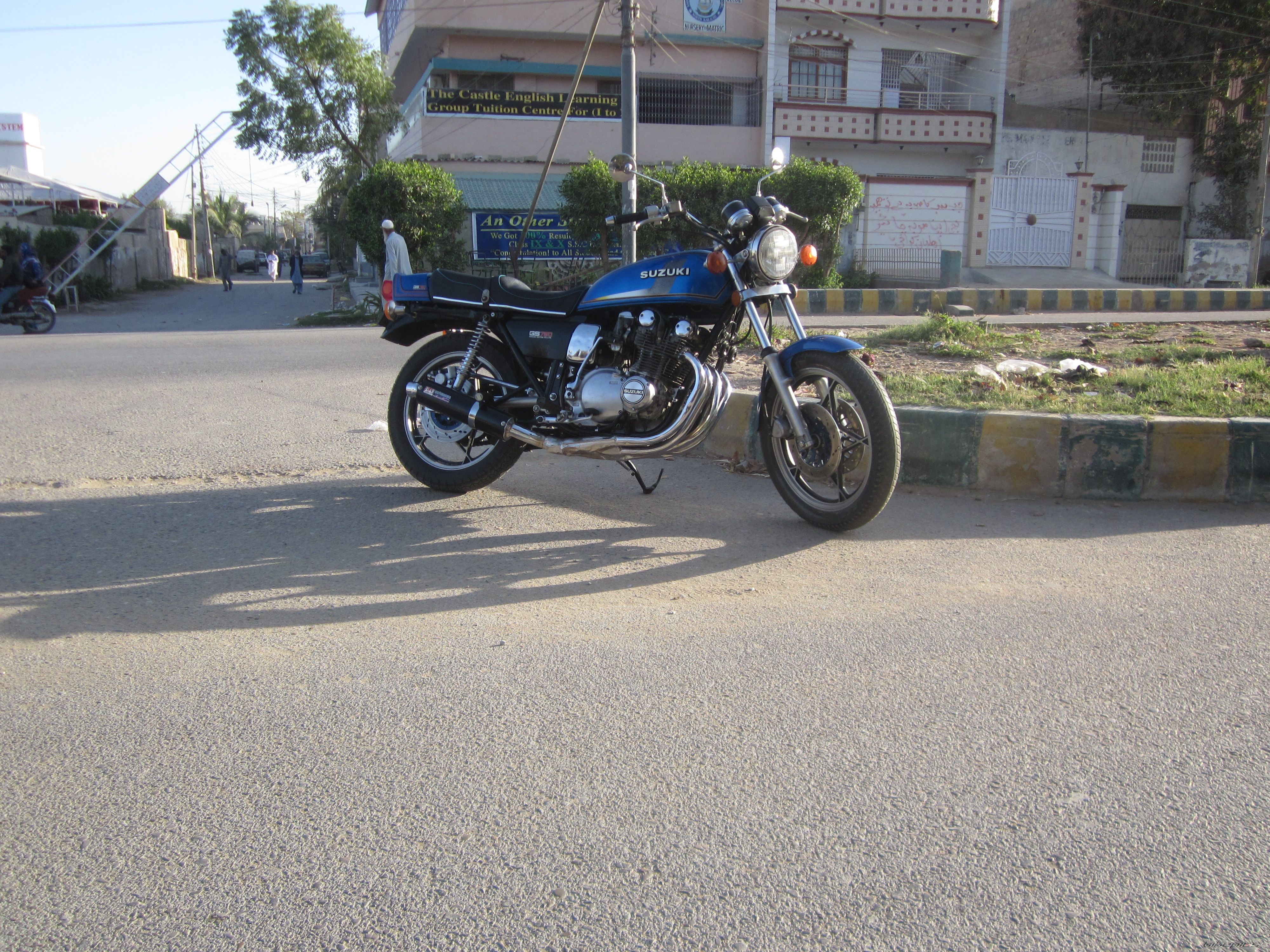 1981 SUZUKI GS 750 | Picture 2443646 motorcycle photo