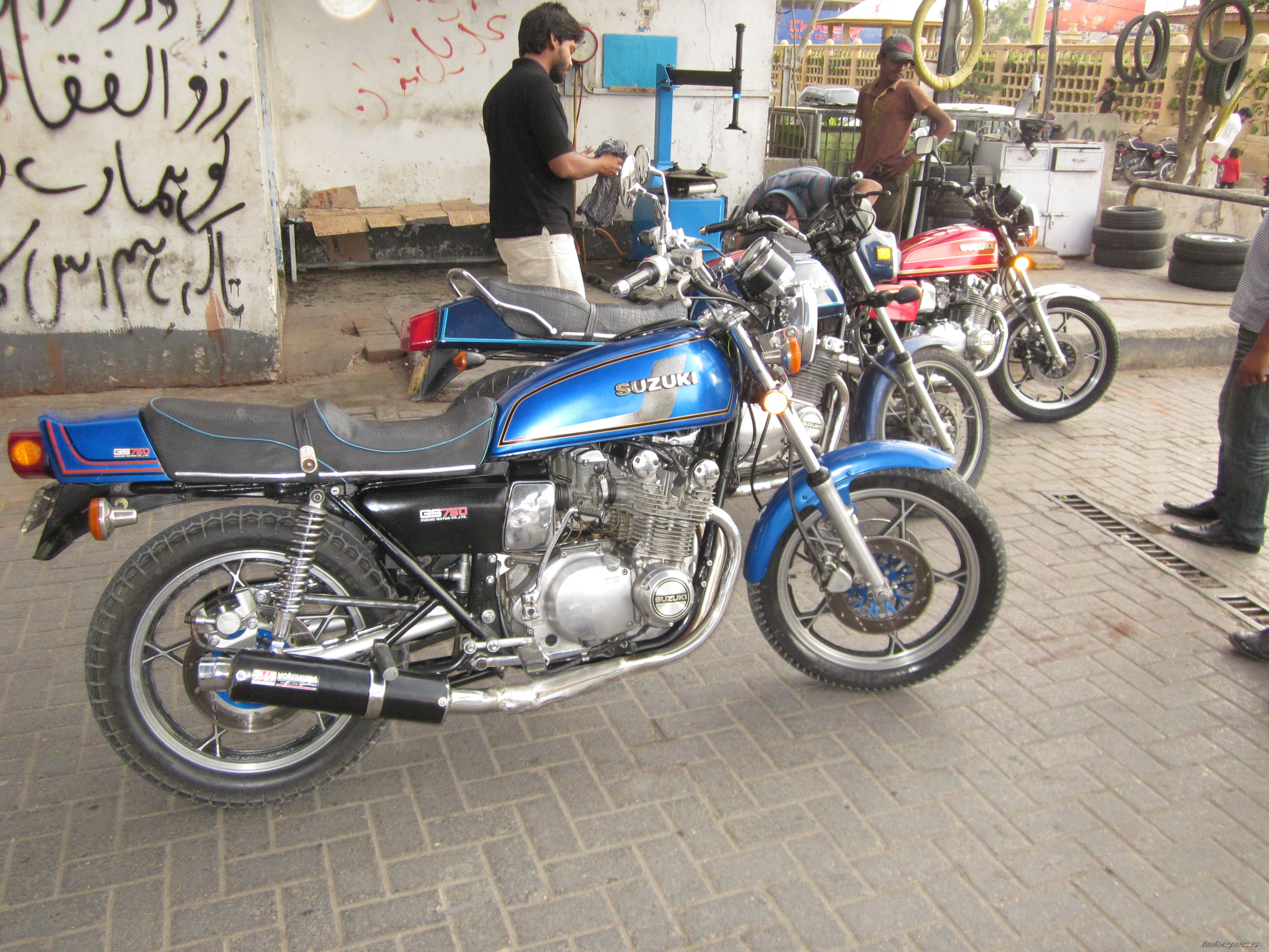 1981 SUZUKI GS 750 | Picture 2443651 motorcycle photo