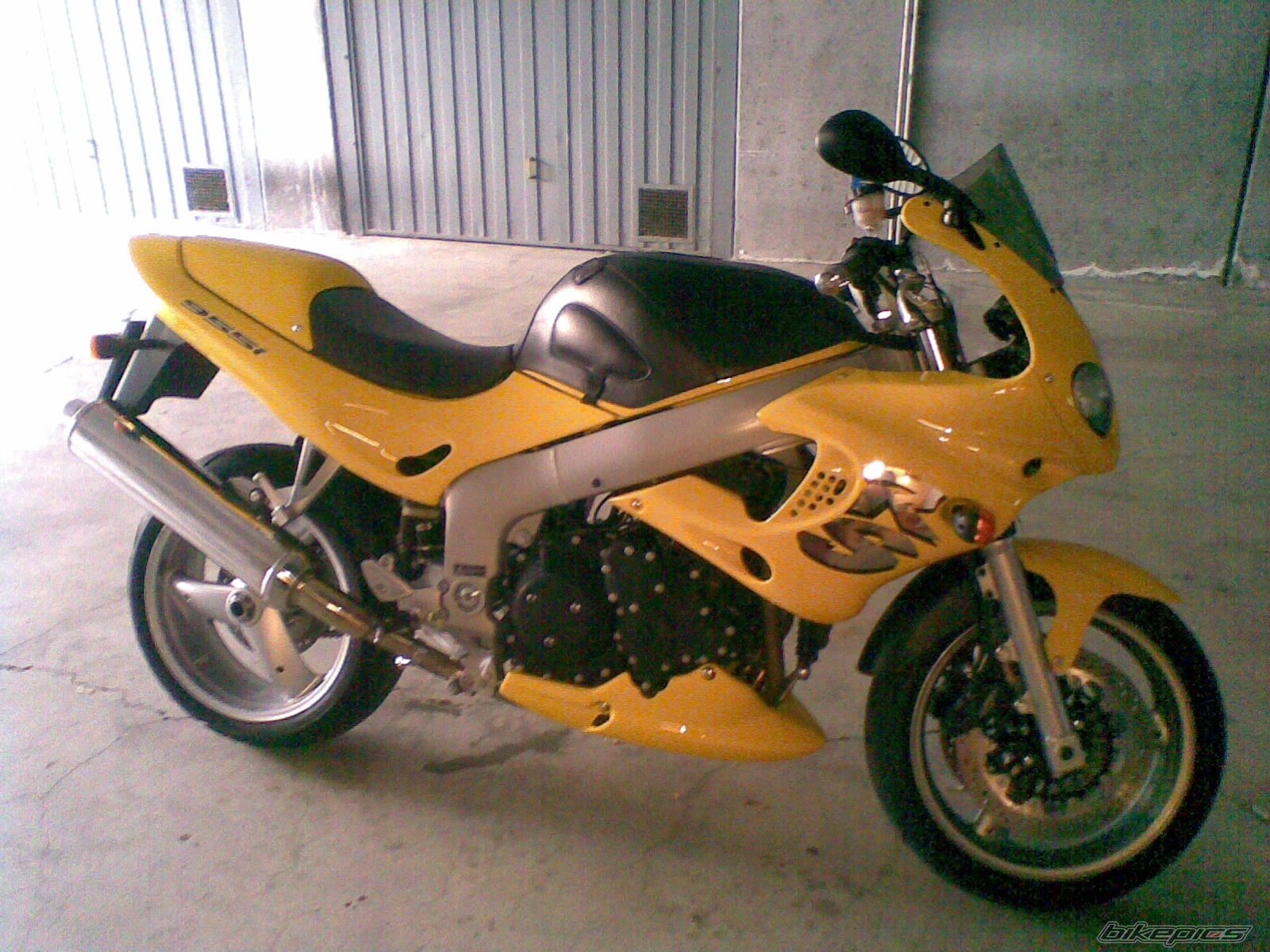 2002 TRIUMPH SPRINT RS | Picture 2444300 motorcycle photo