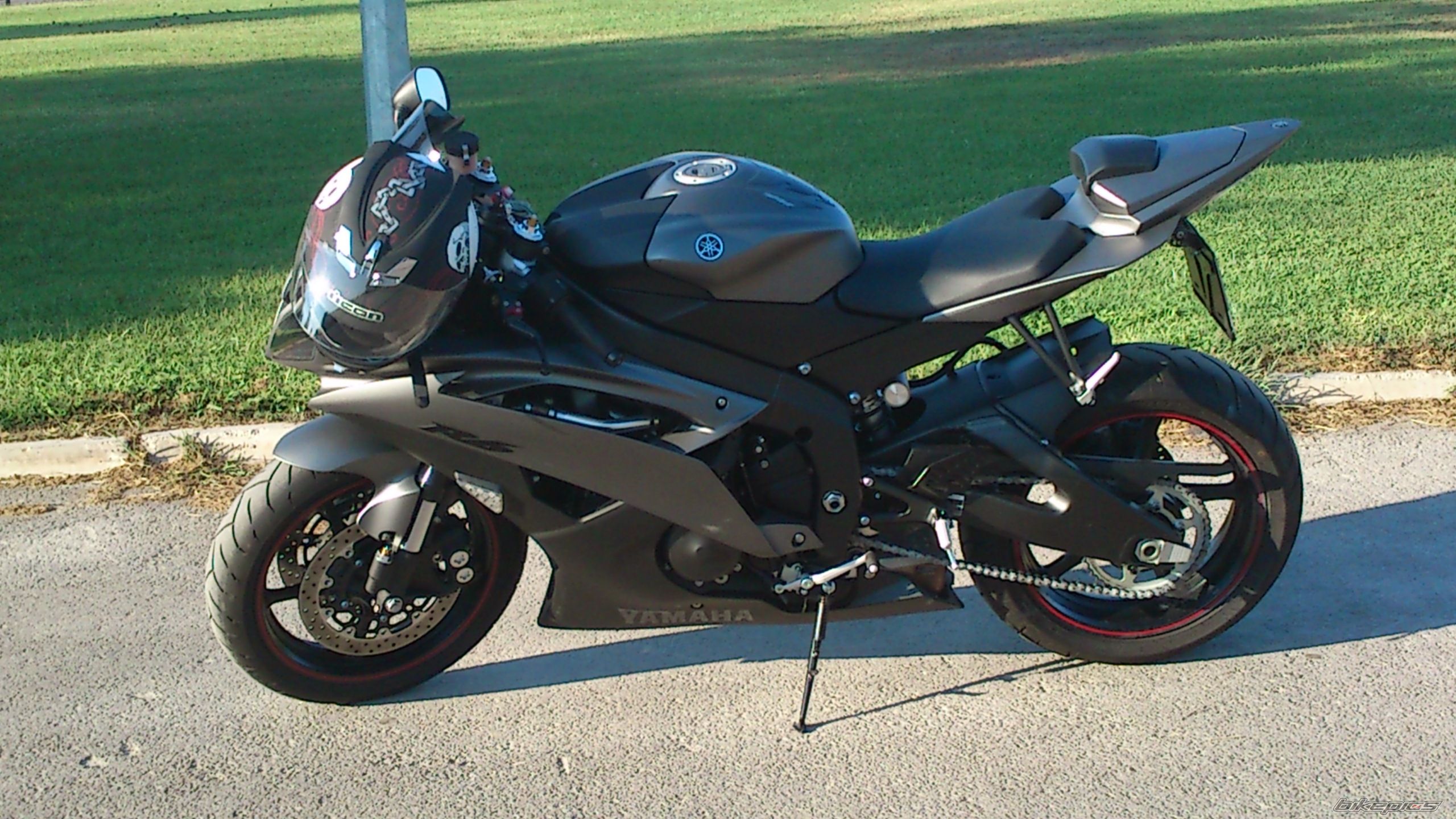 2012 YAMAHA YZF R6 | Picture 2445000 motorcycle photo