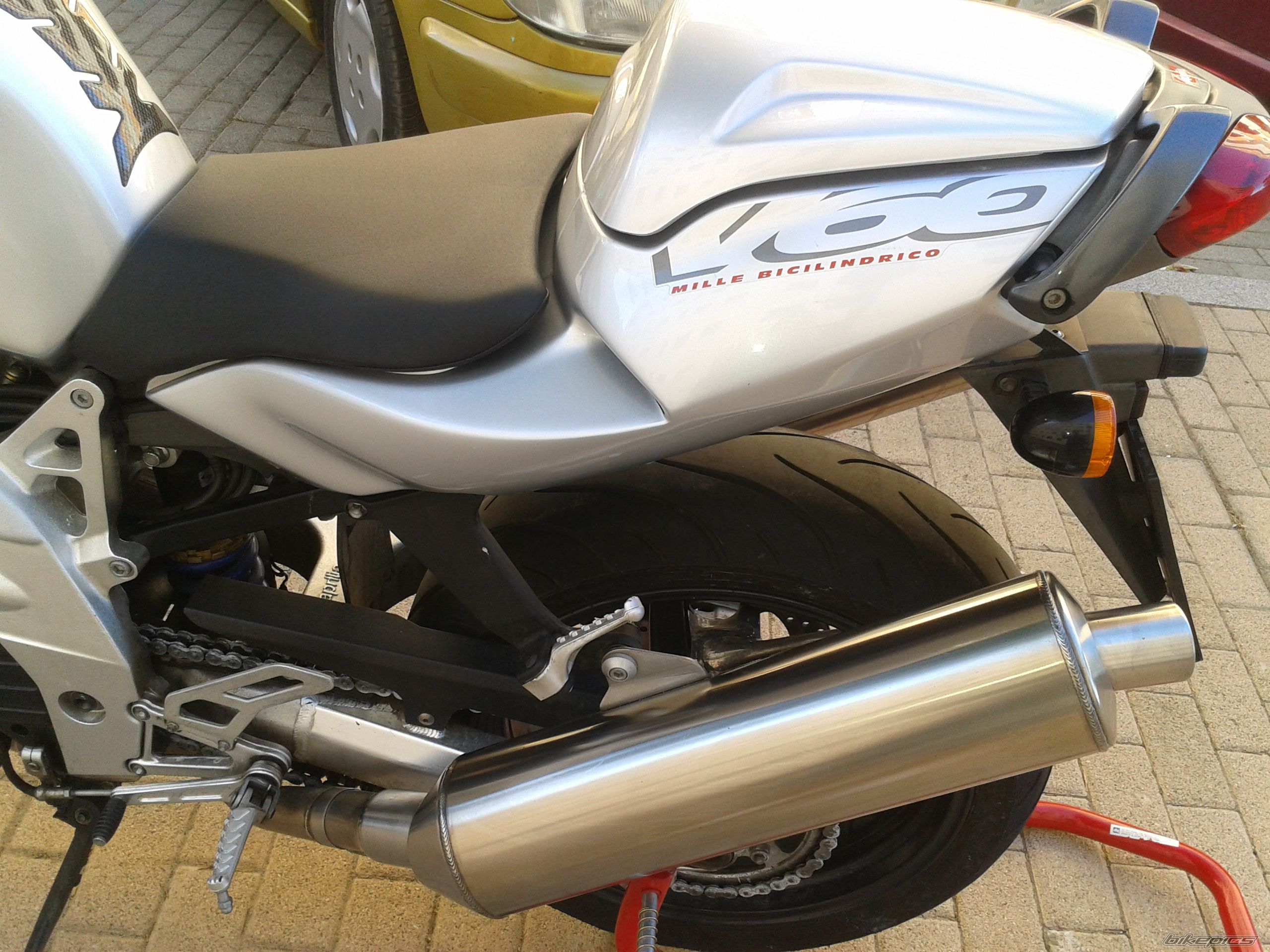2002 APRILIA SL1000 | Picture 2446669 motorcycle photo