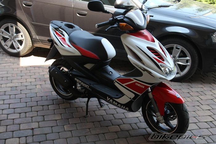 2011 YAMAHA AEROX 50 | Picture 2447163 motorcycle photo