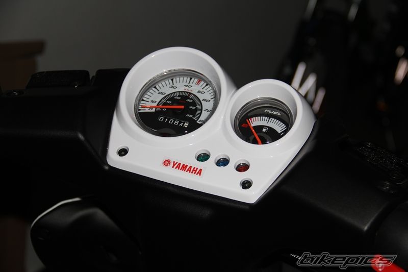 2011 YAMAHA AEROX 50 | Picture 2448784 motorcycle photo