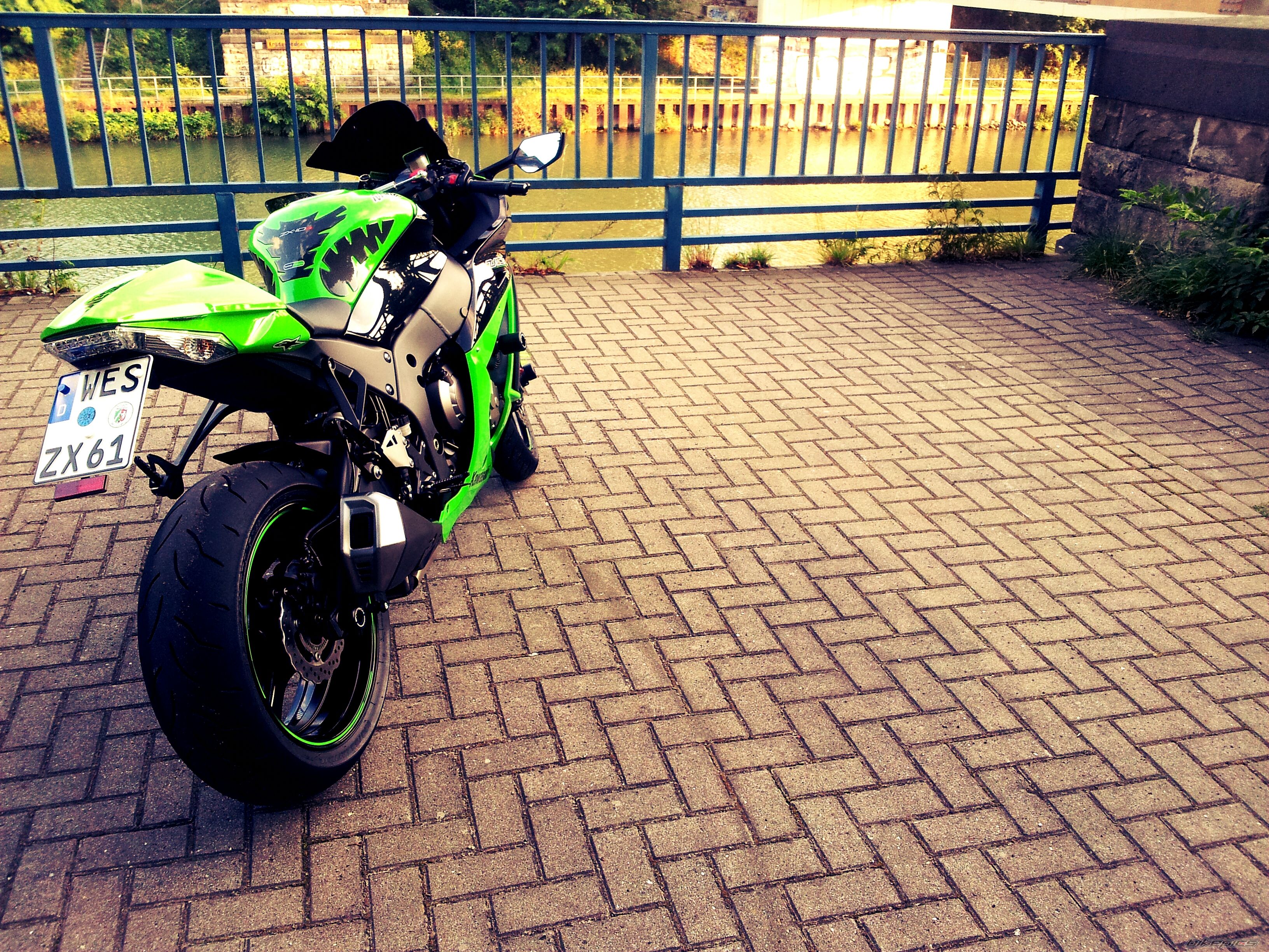 2012 KAWASAKI ZX 10R | Picture 2449265 motorcycle photo