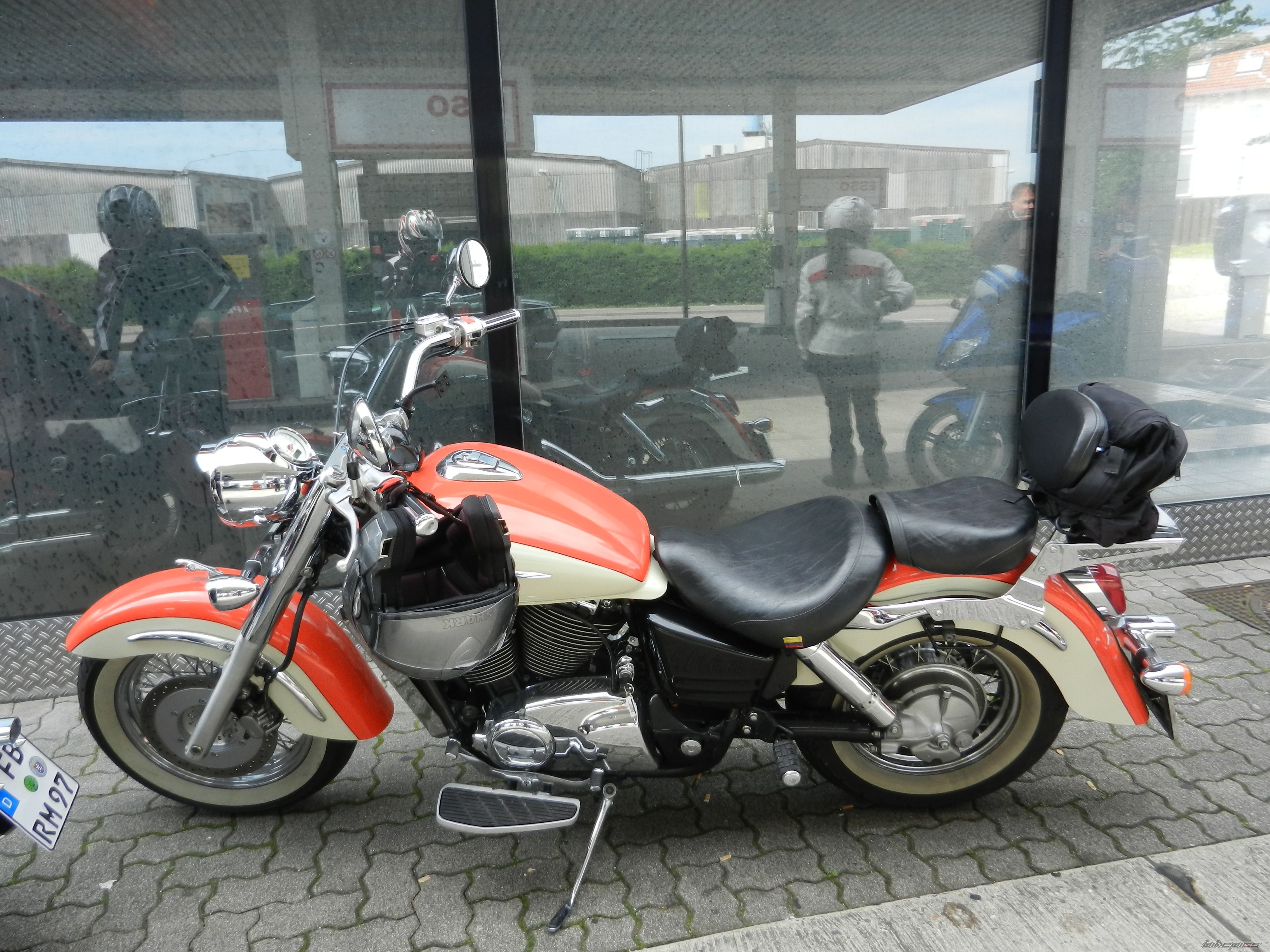 2001 HONDA VT1100 C3 AERO | Picture 2451545 motorcycle photo
