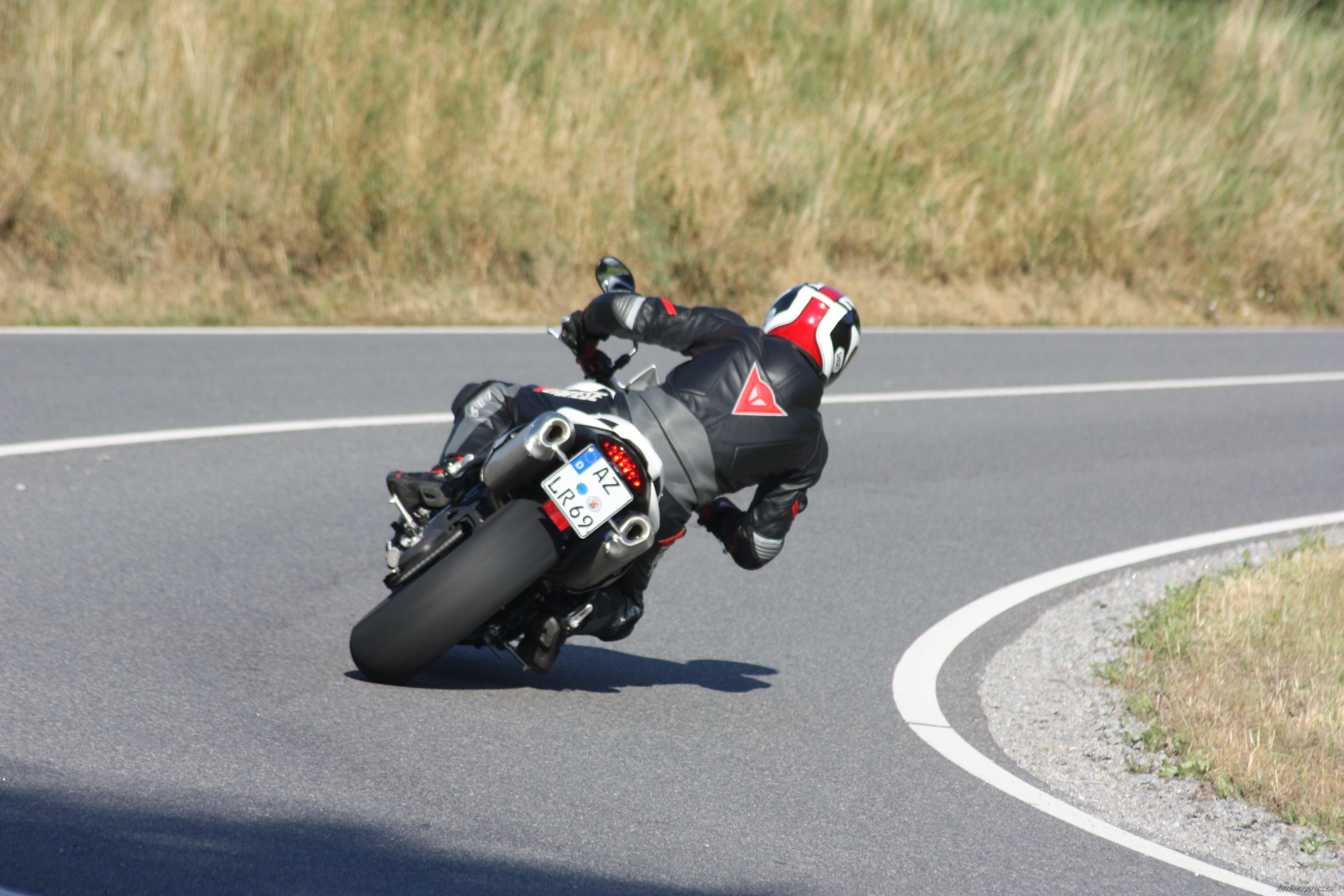 2012 TRIUMPH SPEED TRIPLE | Picture 2451742 motorcycle photo
