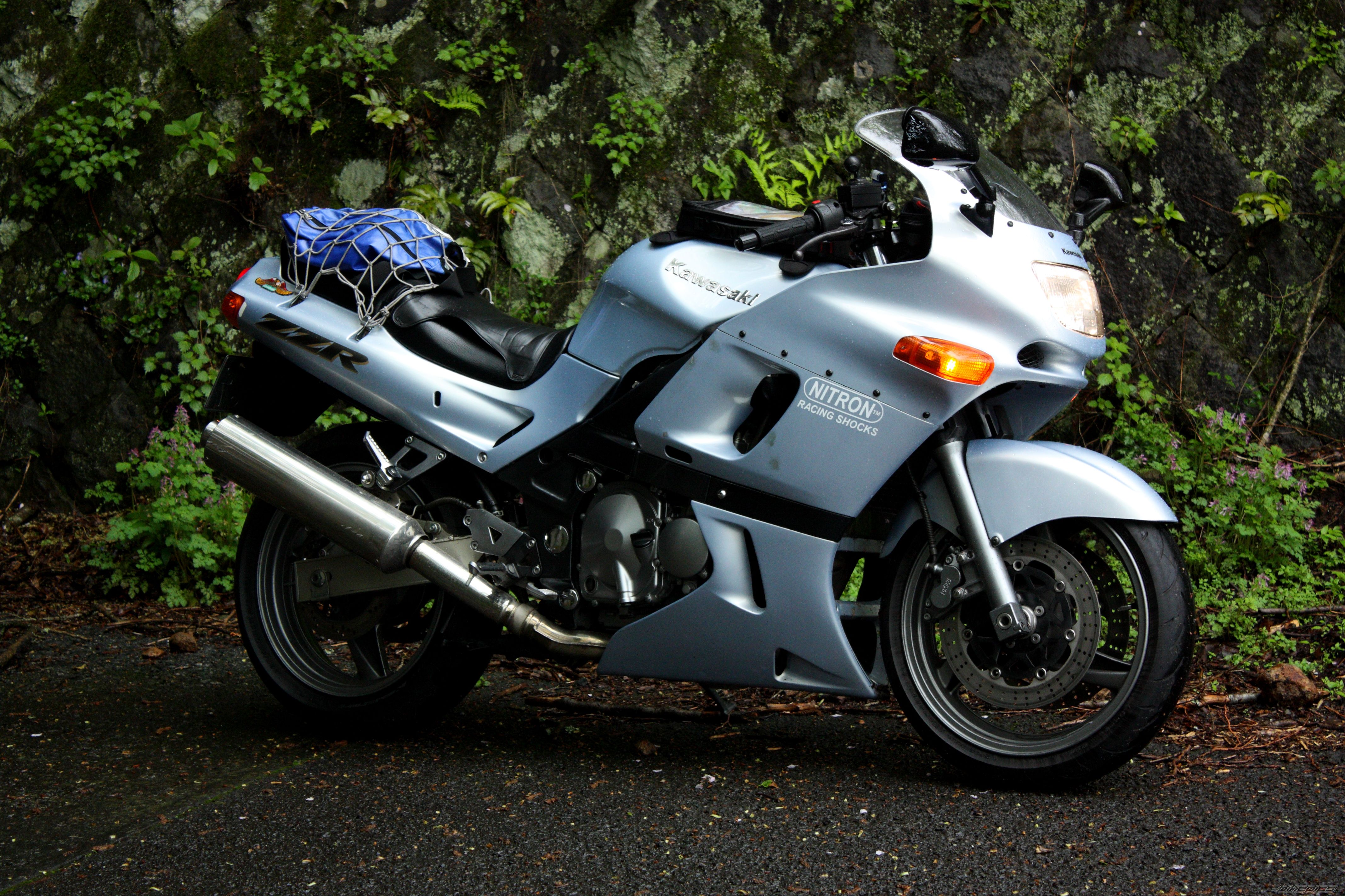 2003 KAWASAKI ZZR 400 | Picture 2452831 motorcycle photo