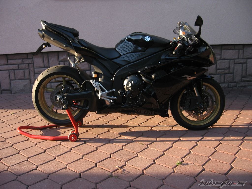 2007 YAMAHA YZF R1 | Picture 2454589 motorcycle photo