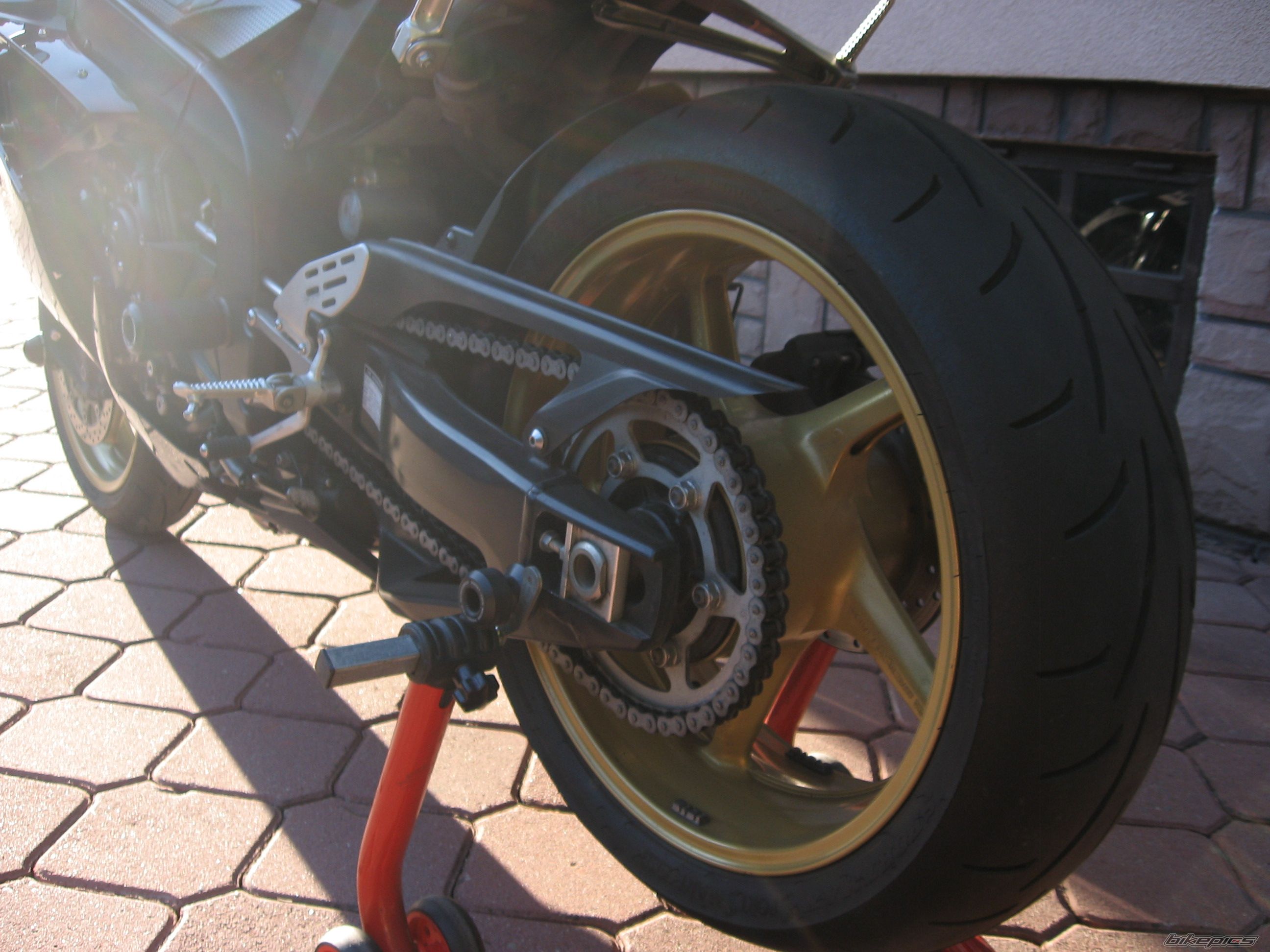 2007 YAMAHA YZF R1 | Picture 2454590 motorcycle photo