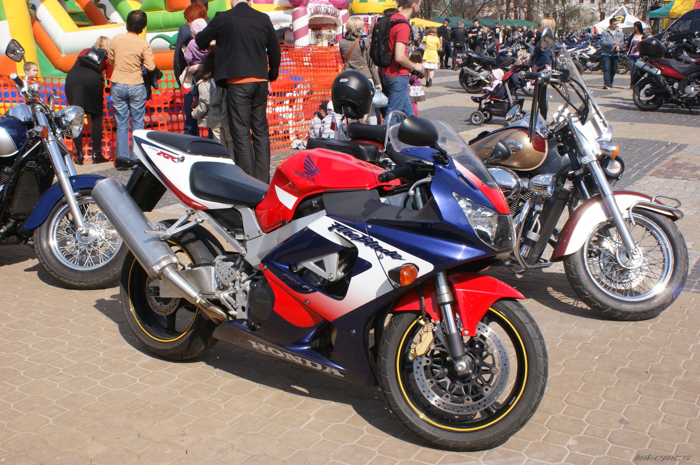 2000 HONDA CBR 929RR FIREBLADE | Picture 2455237 motorcycle photo