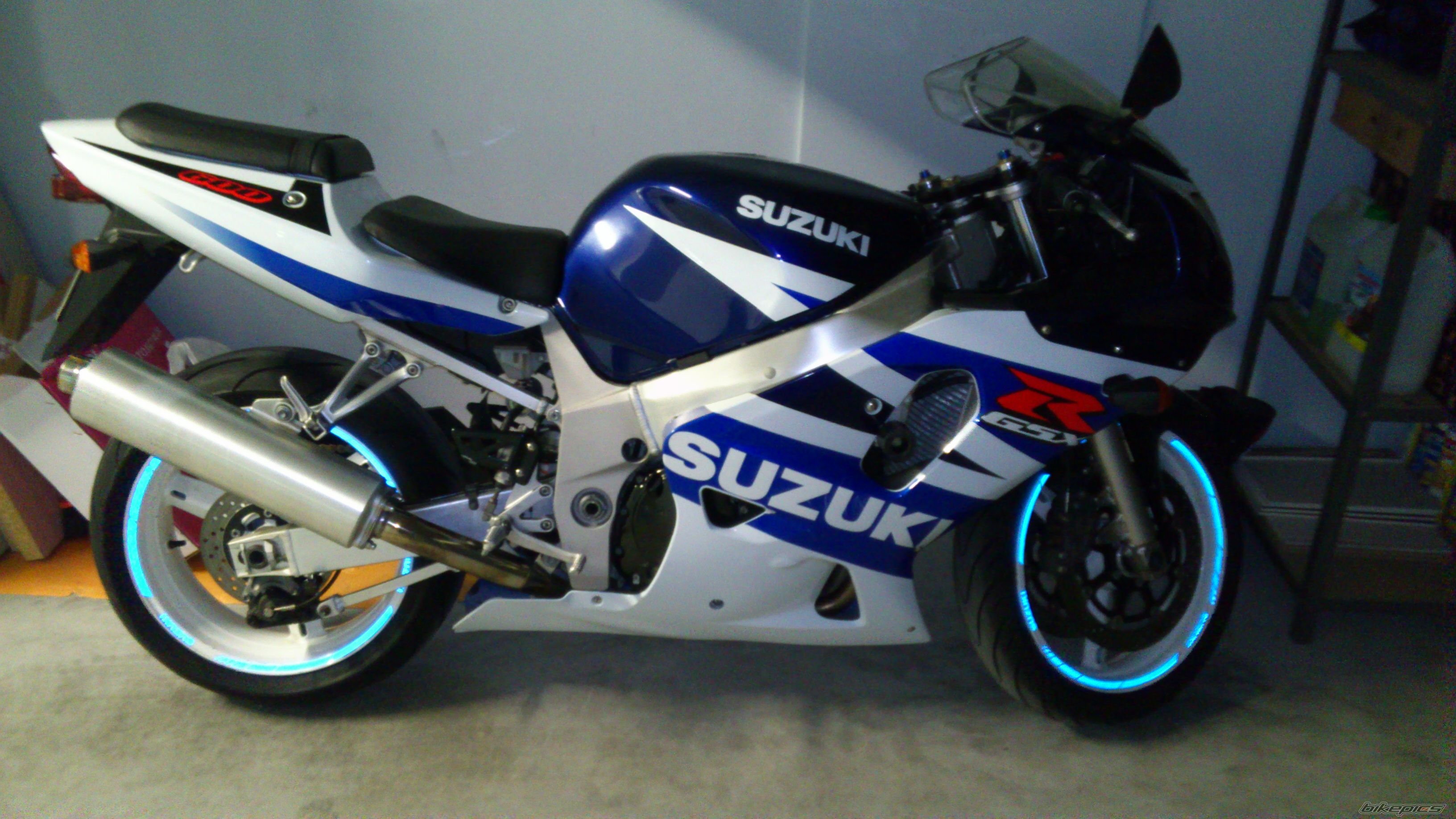 2003 SUZUKI GSX R 600 | Picture 2455557 motorcycle photo