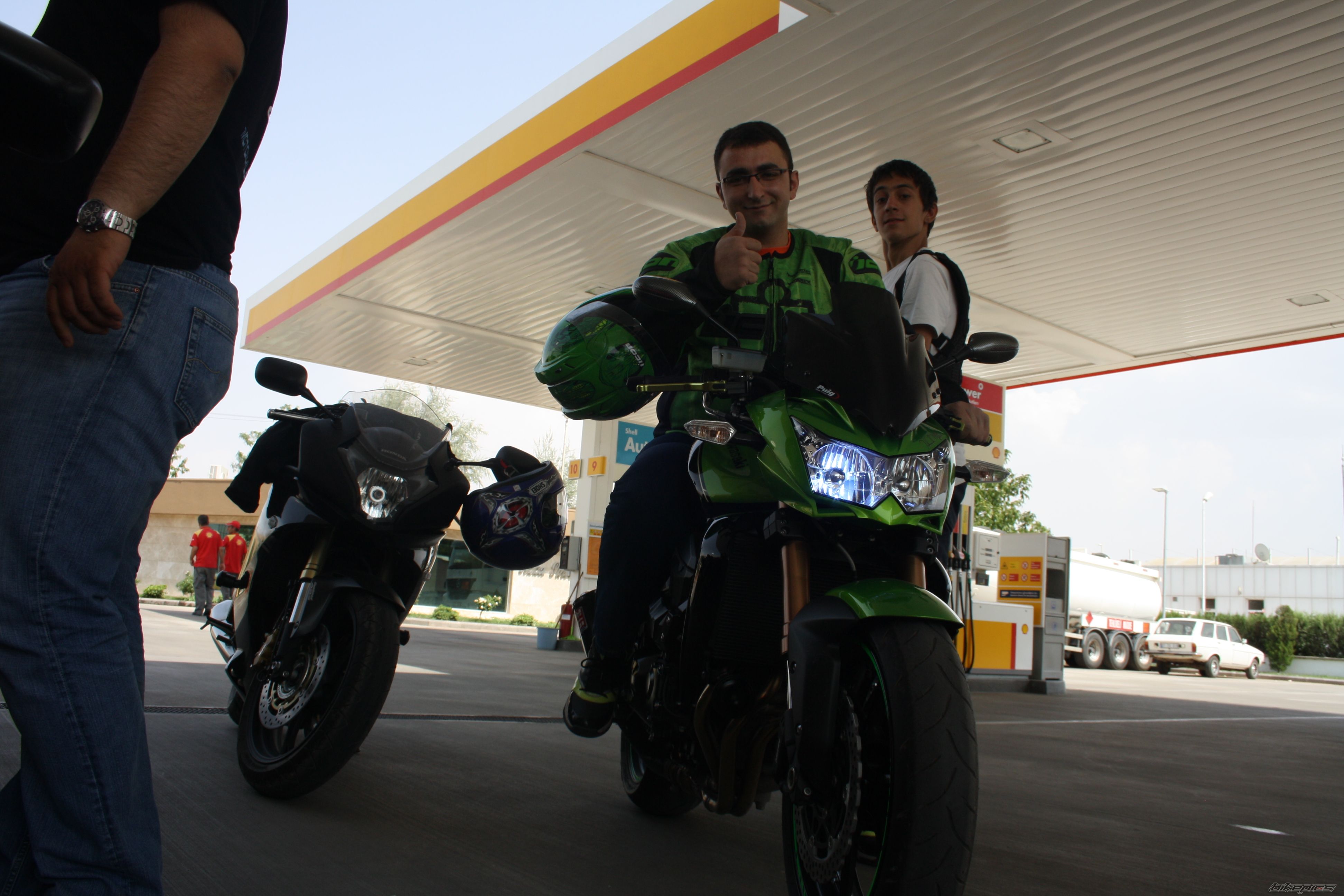 2011 KAWASAKI Z 750 R | Picture 2456849 motorcycle photo