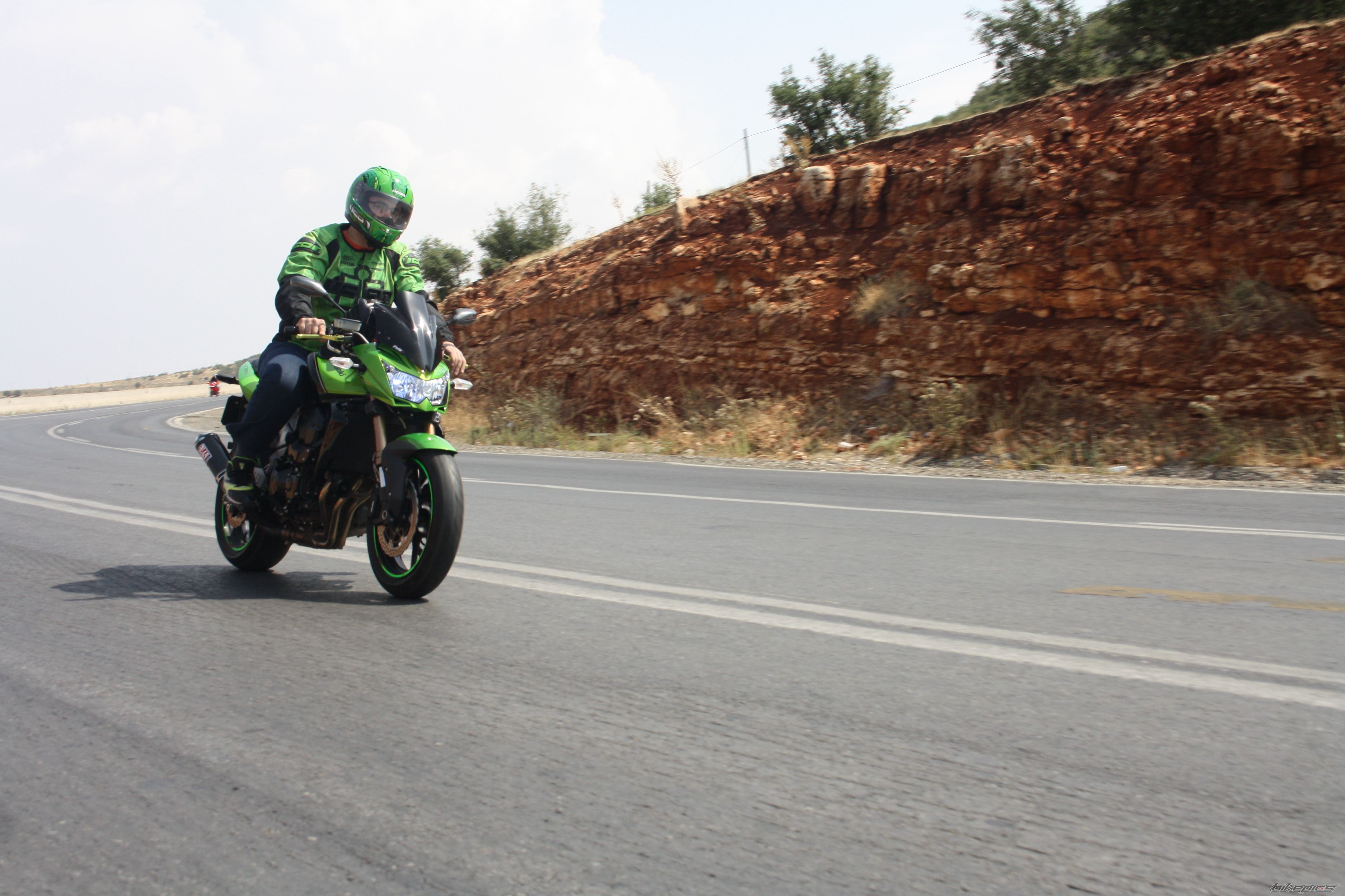 2011 KAWASAKI Z 750 R | Picture 2456851 motorcycle photo