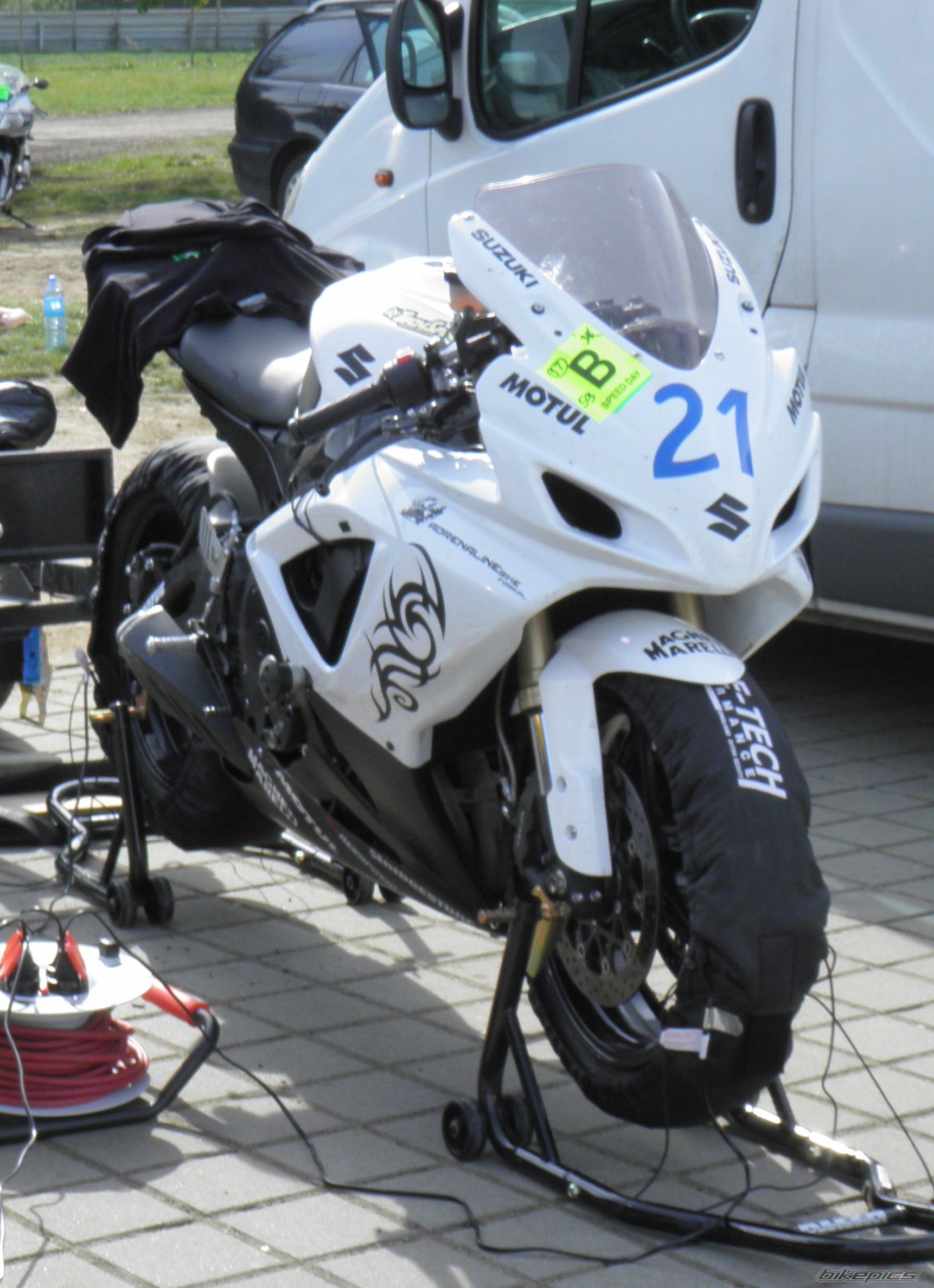 2007 SUZUKI GSX R 600 | Picture 2457599 motorcycle photo