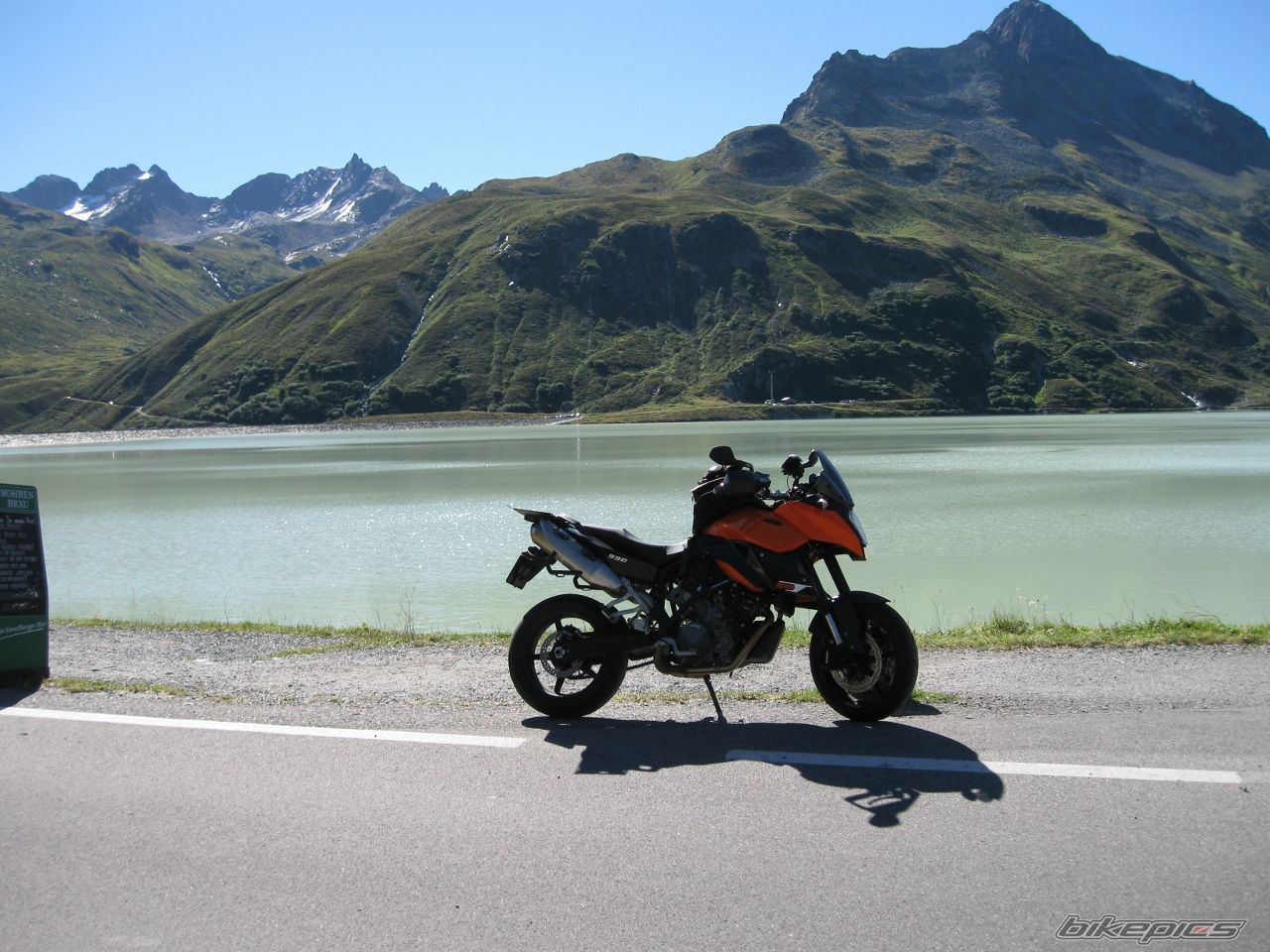 2012 KTM 990 SUPERMOTO | Picture 2458420 motorcycle photo