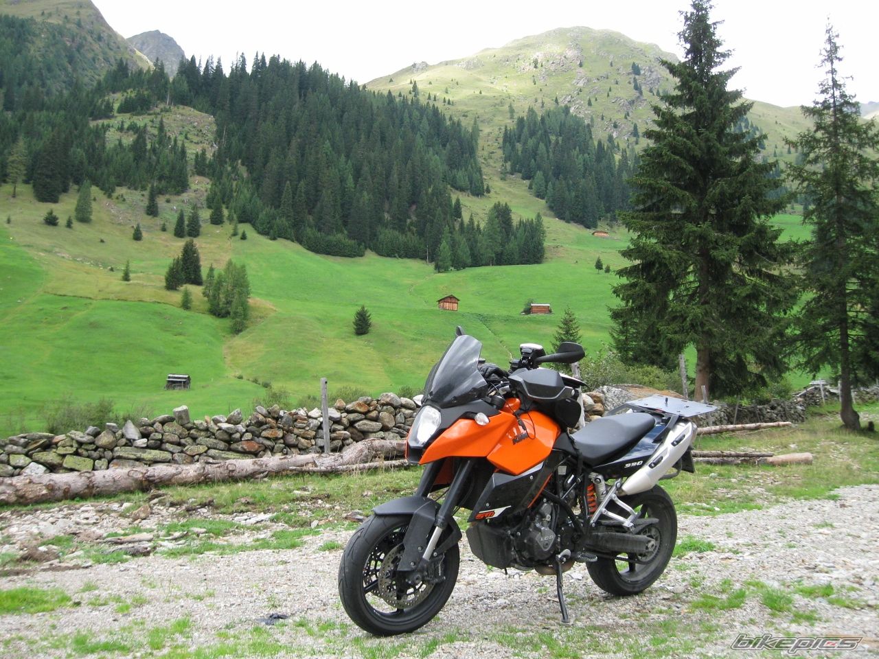 2012 KTM 990 SUPERMOTO | Picture 2458437 motorcycle photo
