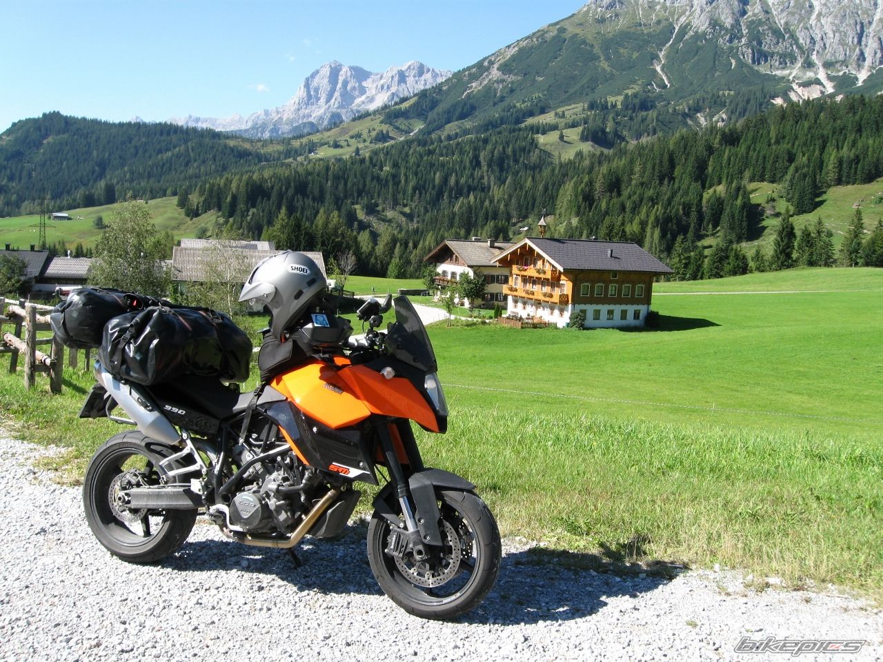 2012 KTM 990 SUPERMOTO | Picture 2458445 motorcycle photo