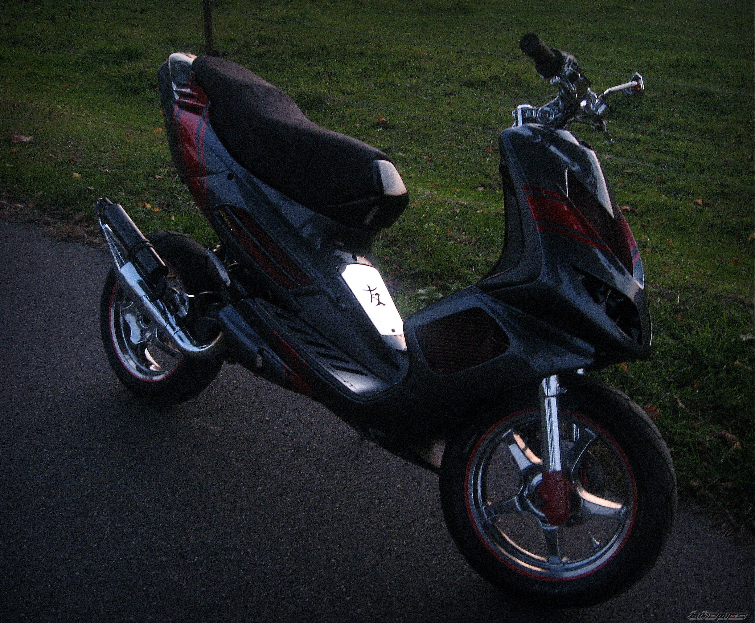 2002 PEUGEOT SPEEDFIGHT2 50 | Picture 2463091 motorcycle photo