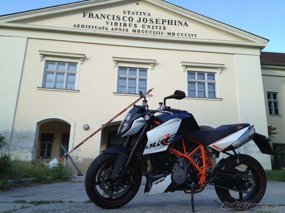 2012 KTM SUPER DUKE R | Picture 2466340 motorcycle photo
