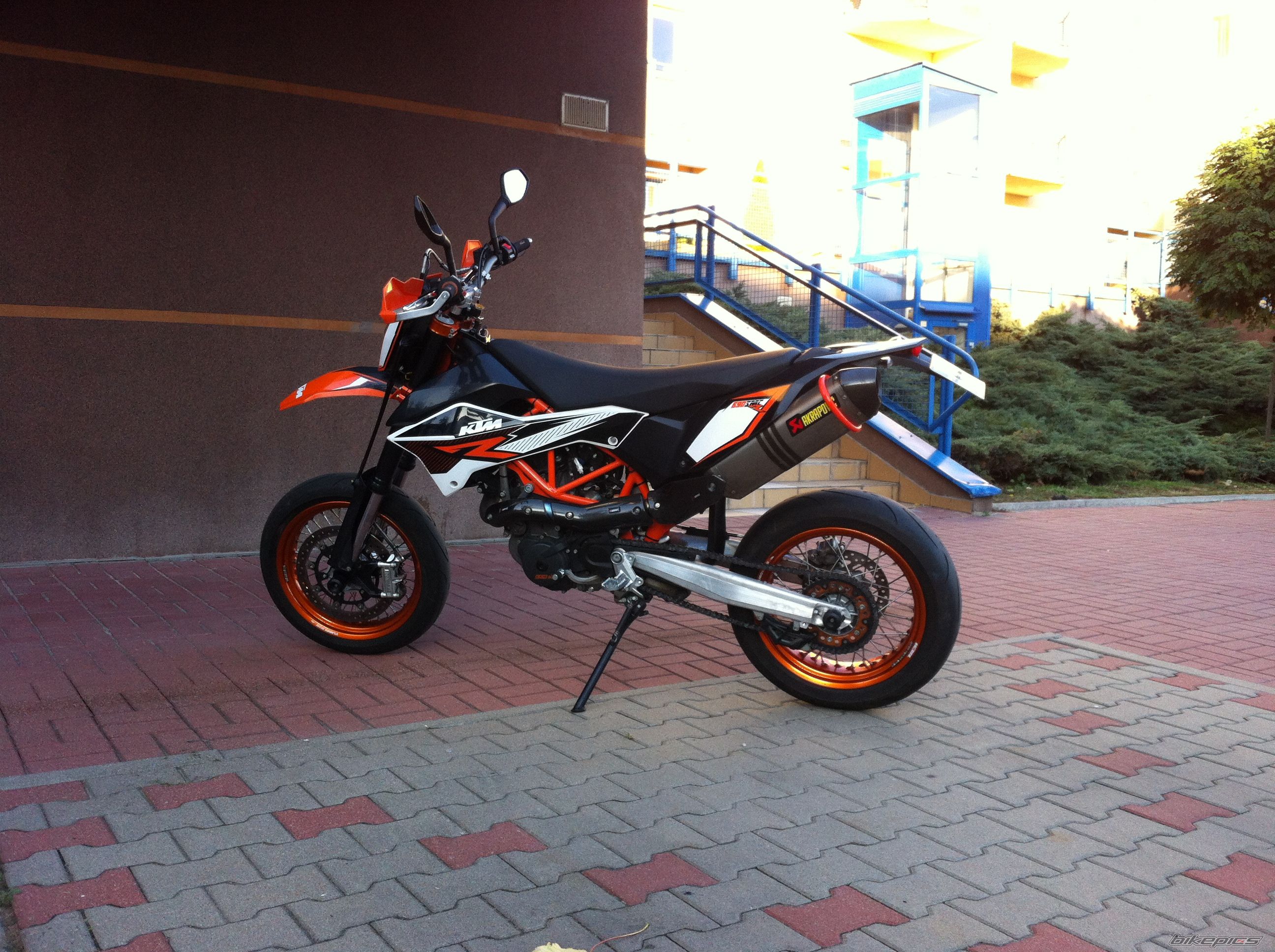 2012 KTM 690 SMC | Picture 2466467 motorcycle photo